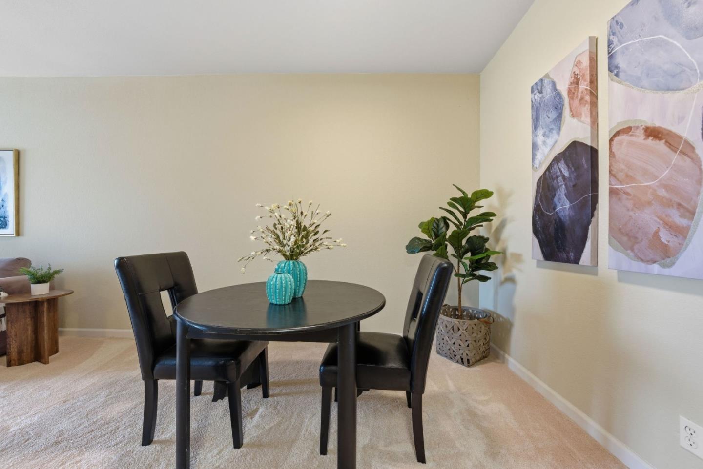 39931 Cedar BLVD 305