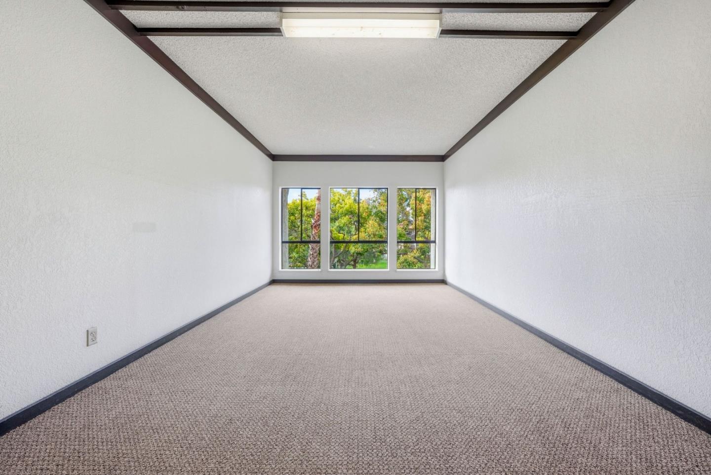 39931 Cedar BLVD 305