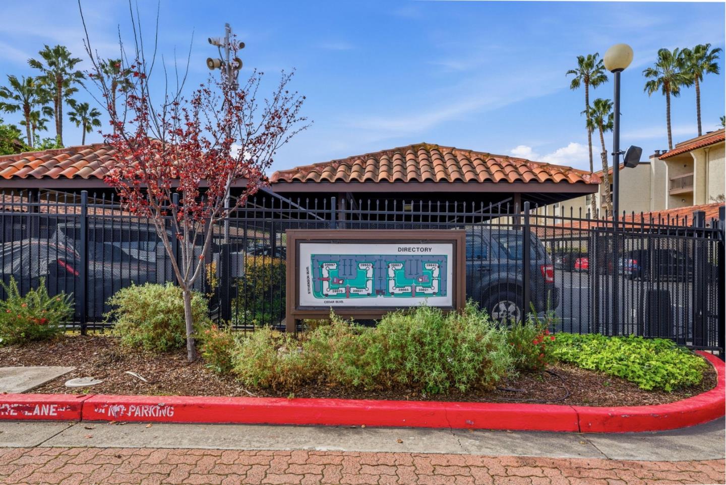 39931 Cedar BLVD 305