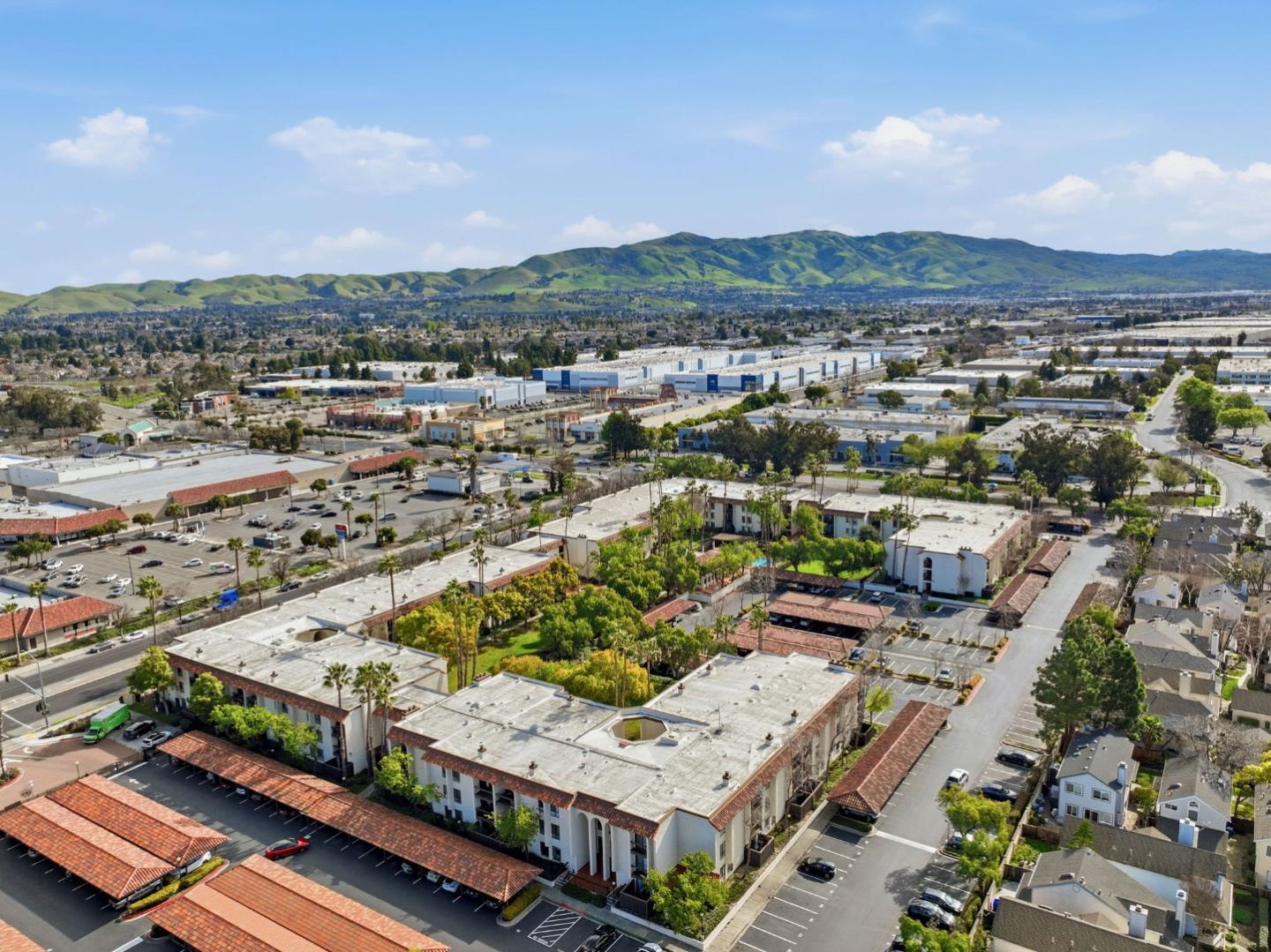 39931 Cedar BLVD 305