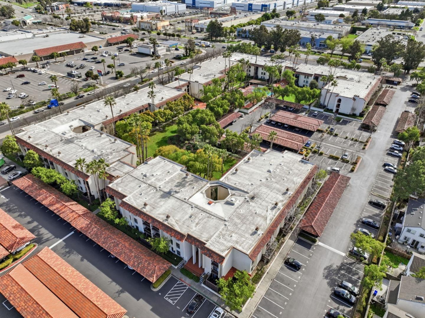 39931 Cedar BLVD 305