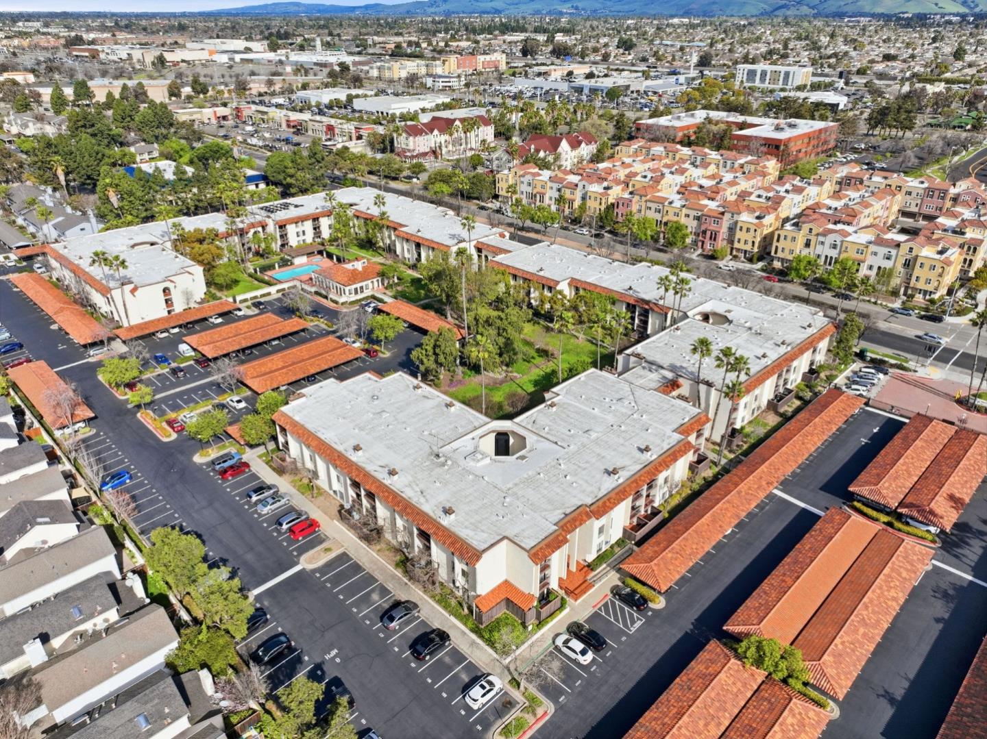39931 Cedar BLVD 305