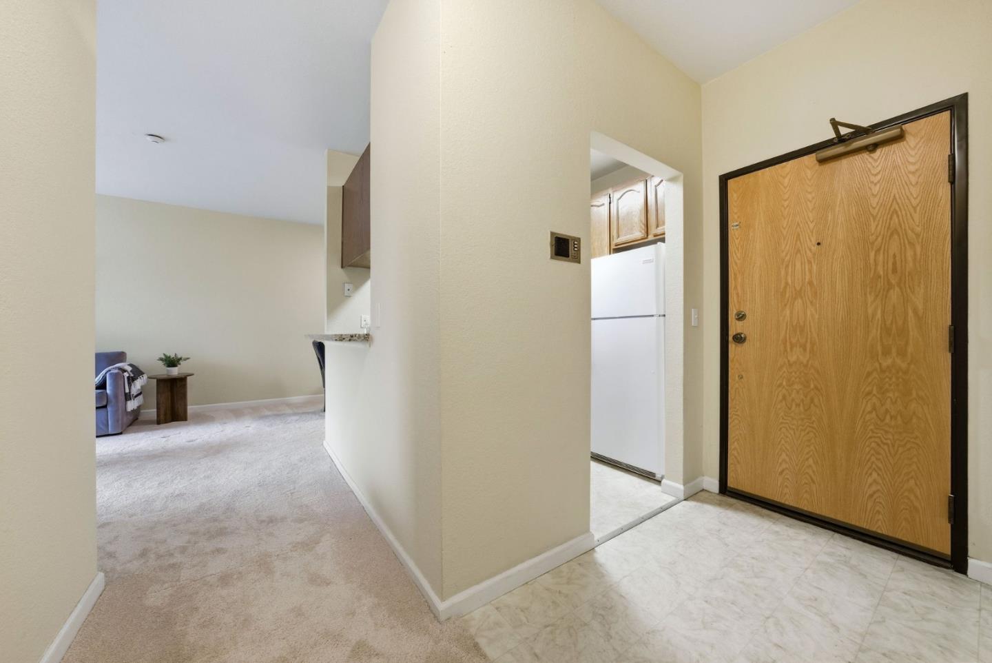 39931 Cedar BLVD 305
