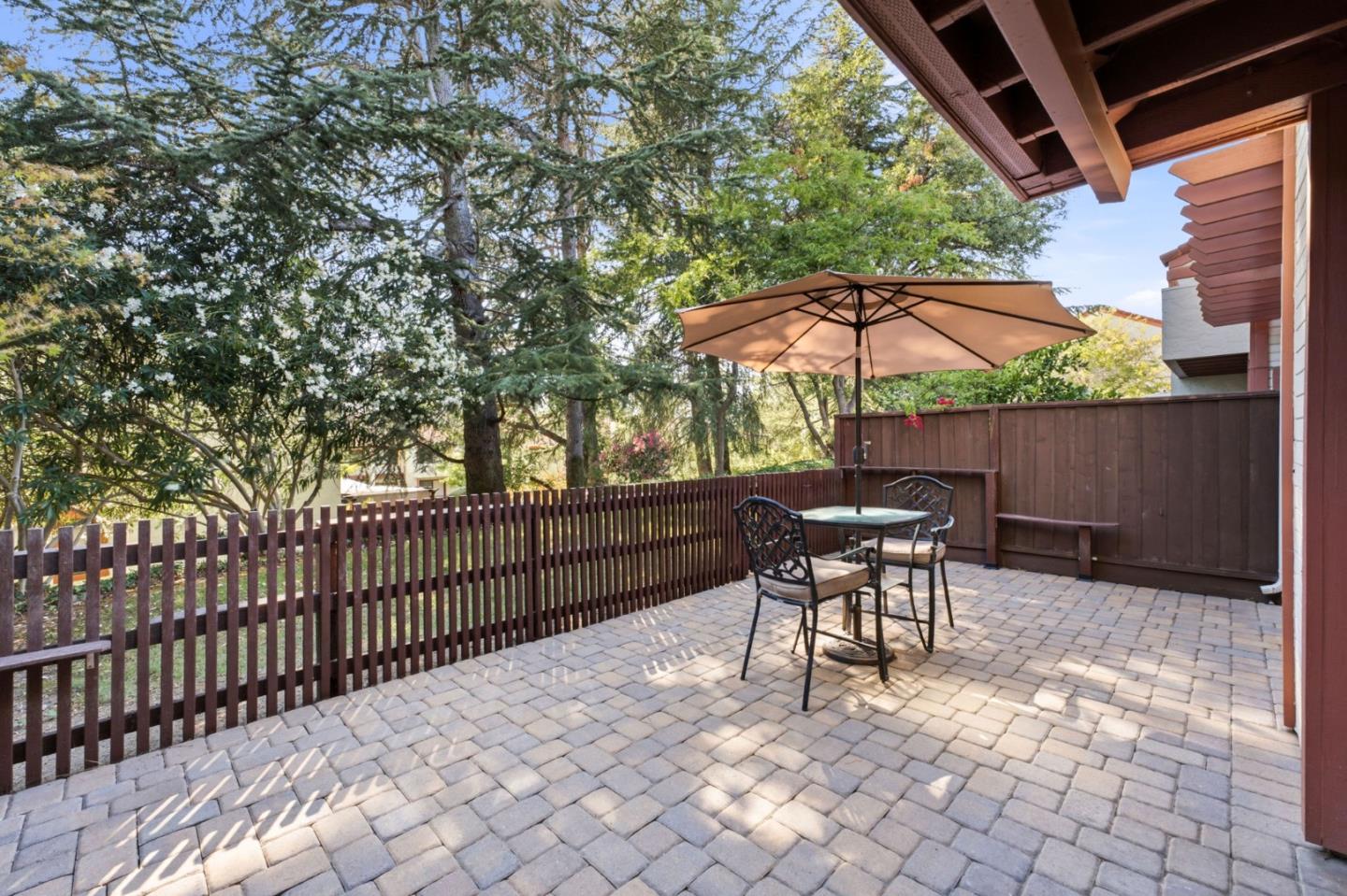 1919 Mountain Creek CT