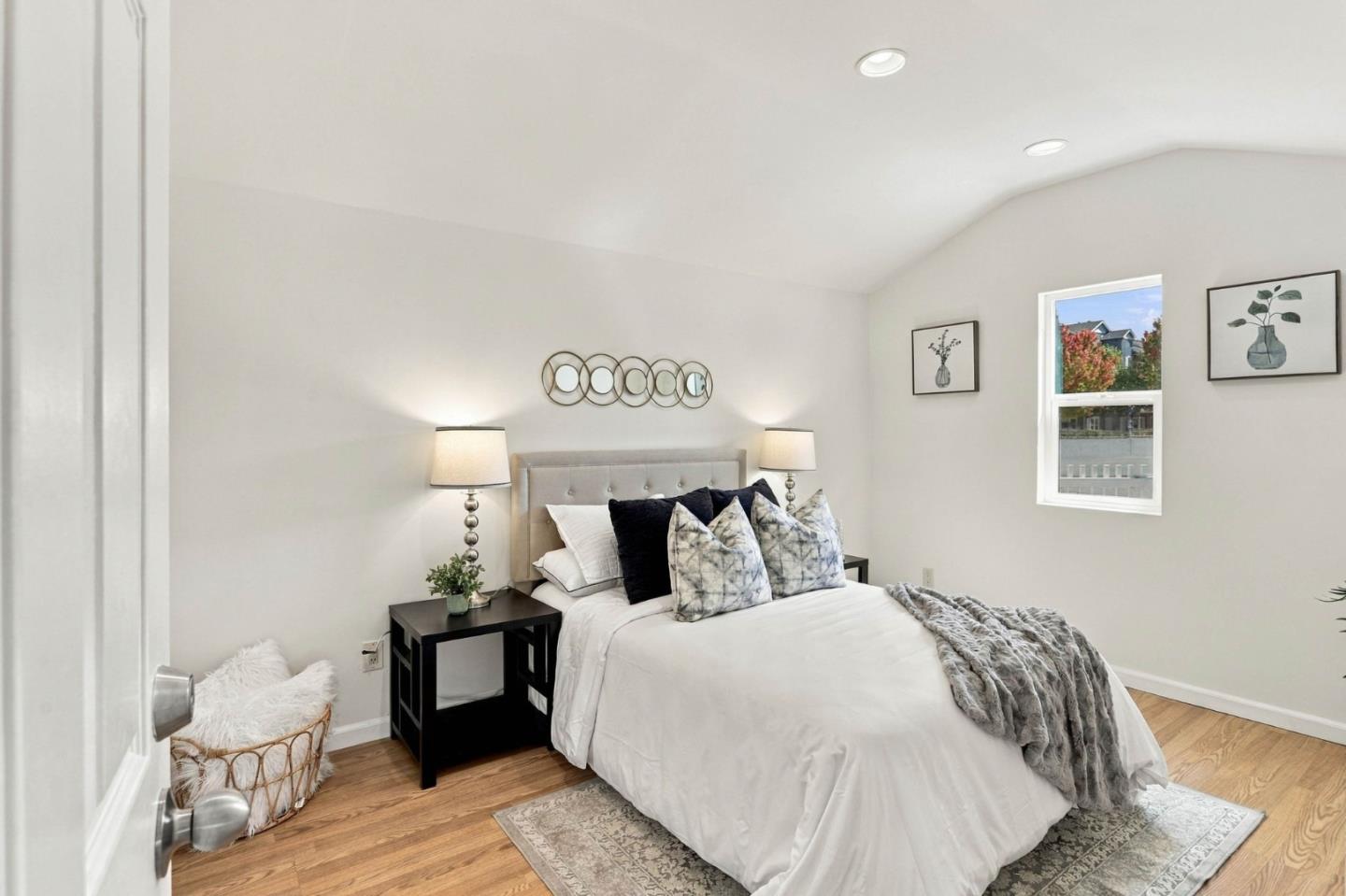 1001 Obrien CT