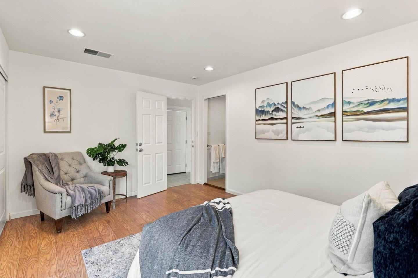 1001 Obrien CT