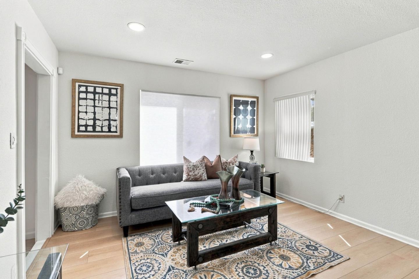 1001 Obrien CT