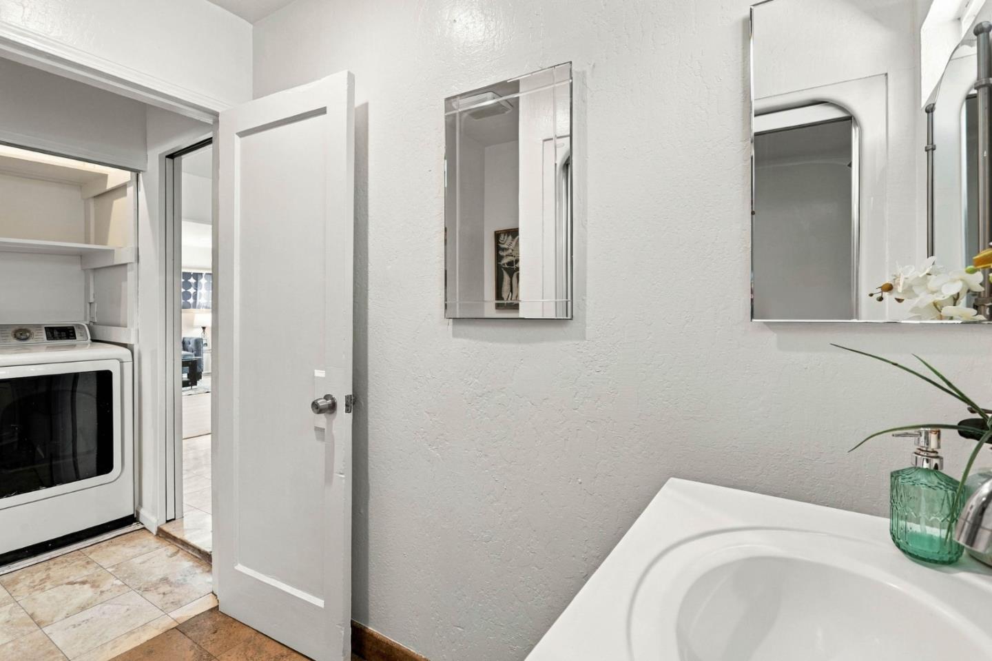 1001 Obrien CT