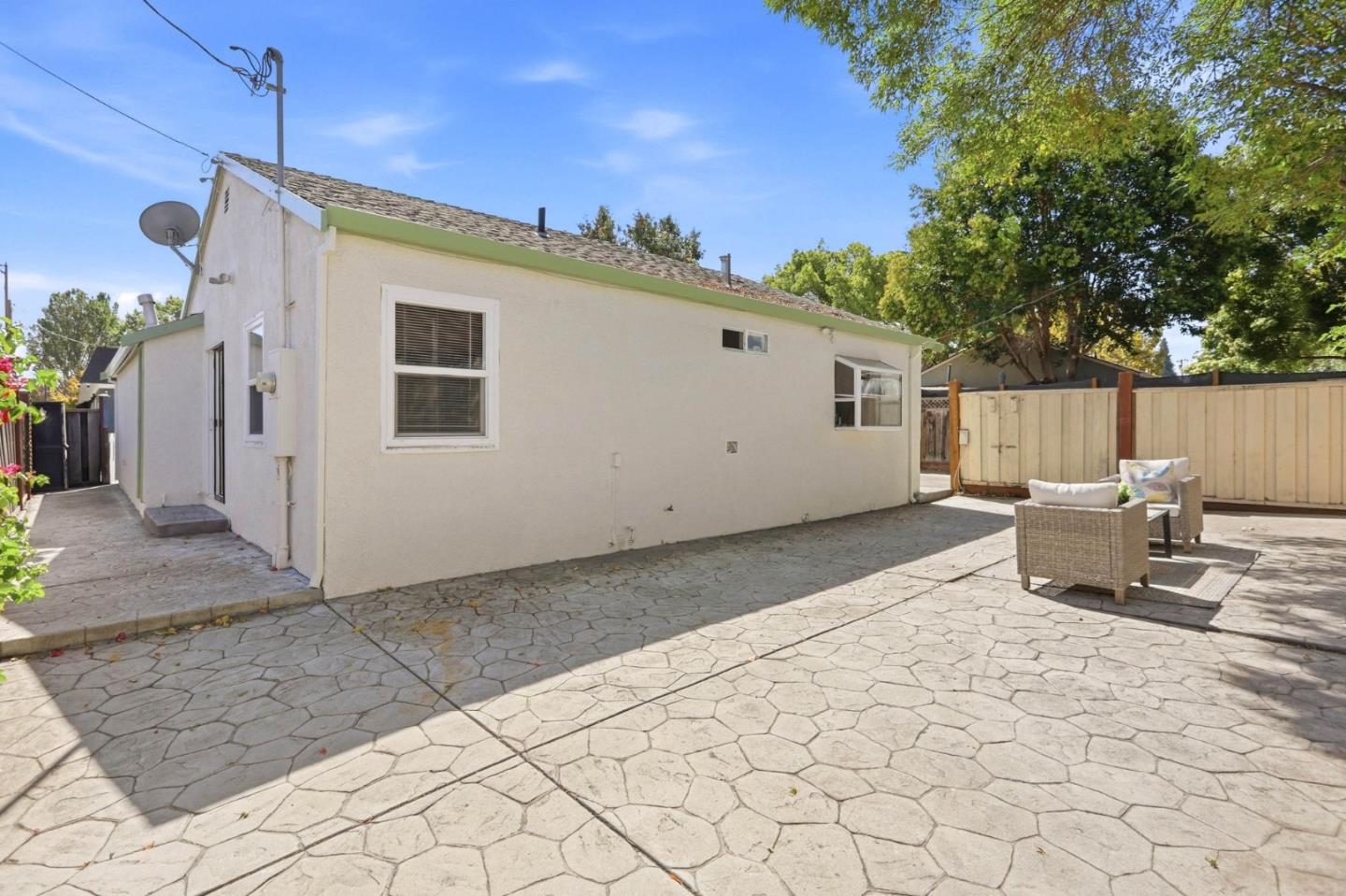 1001 Obrien CT
