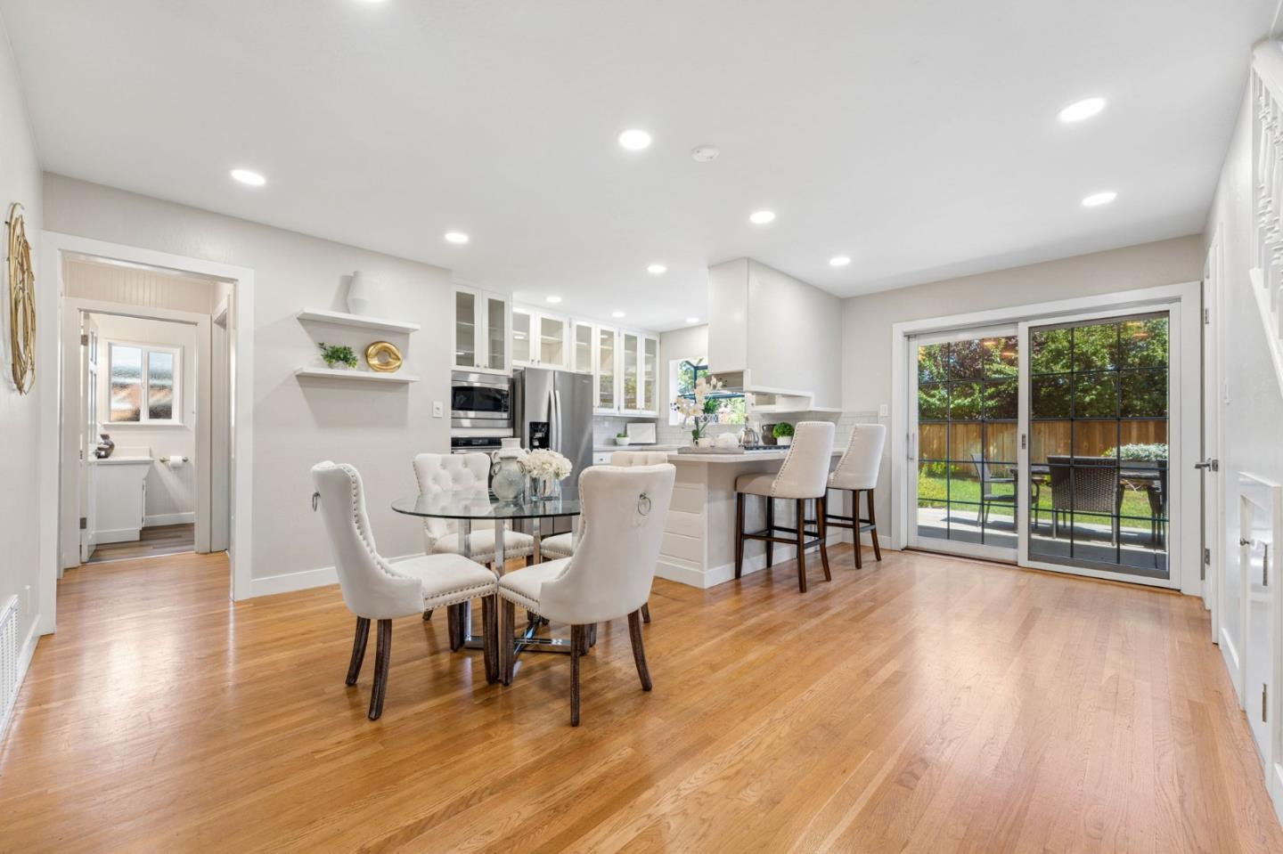 5432 Escover LN