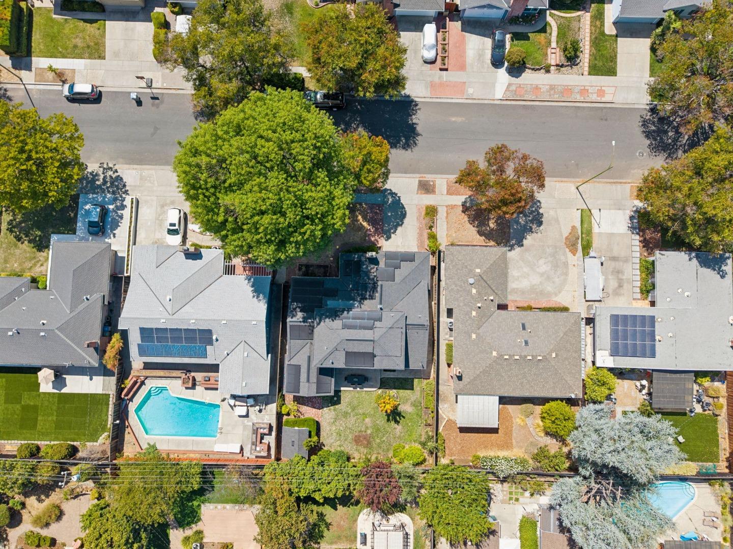 5432 Escover LN