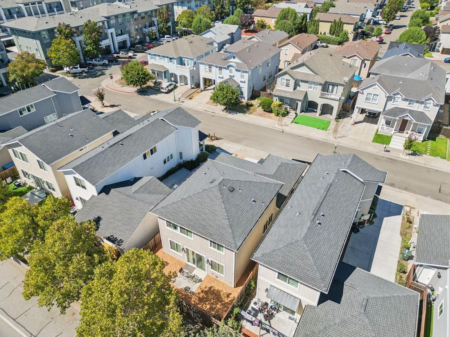 3807 Louis Krohn DR