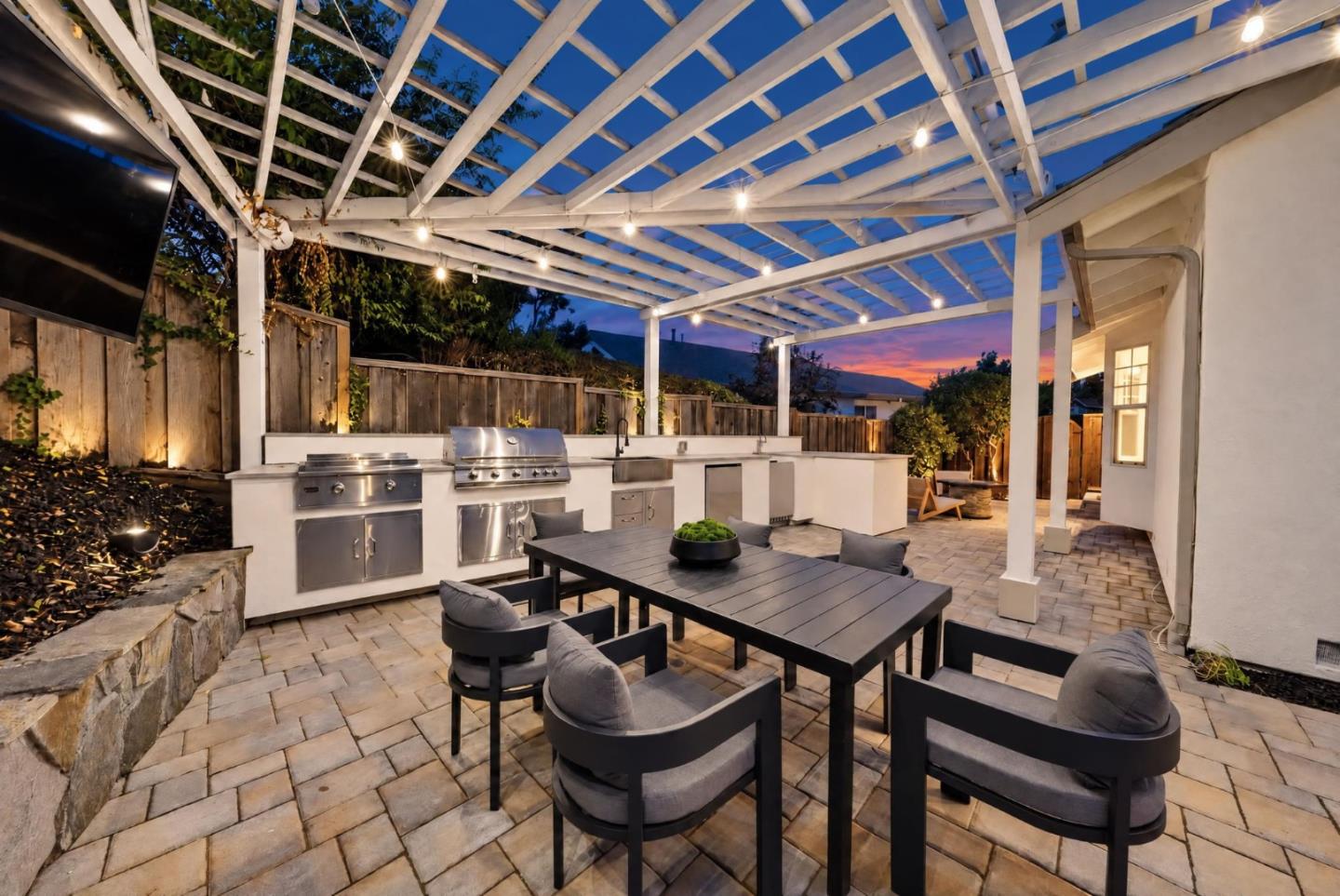 873 Borgwood CT
