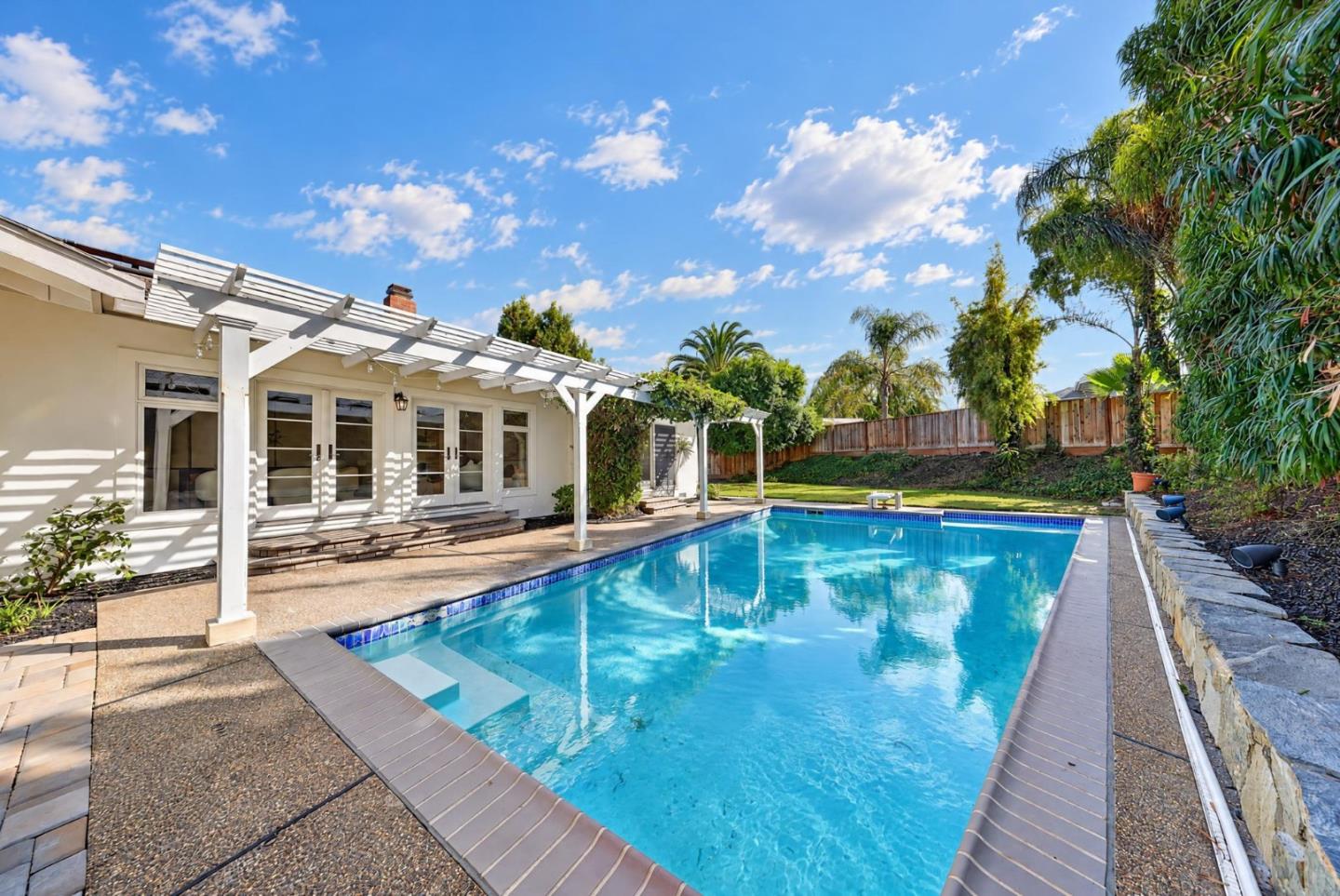 873 Borgwood CT