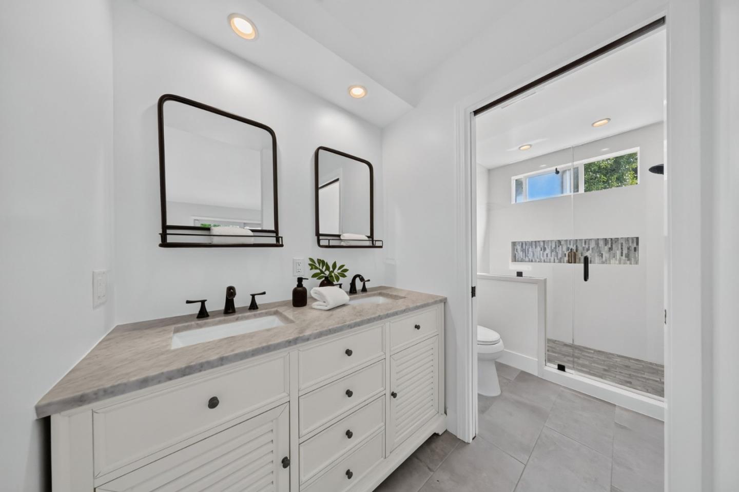 873 Borgwood CT