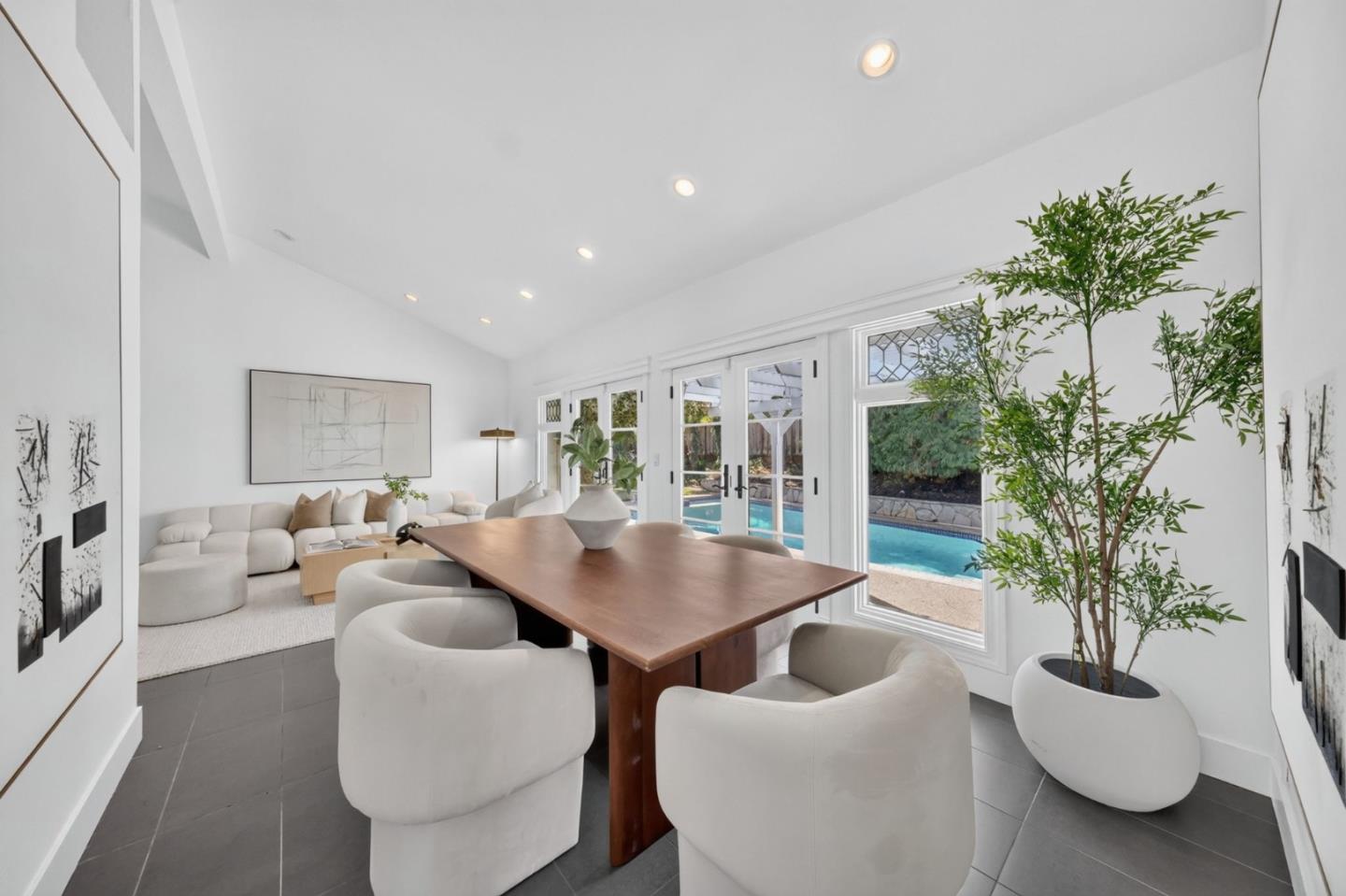 873 Borgwood CT