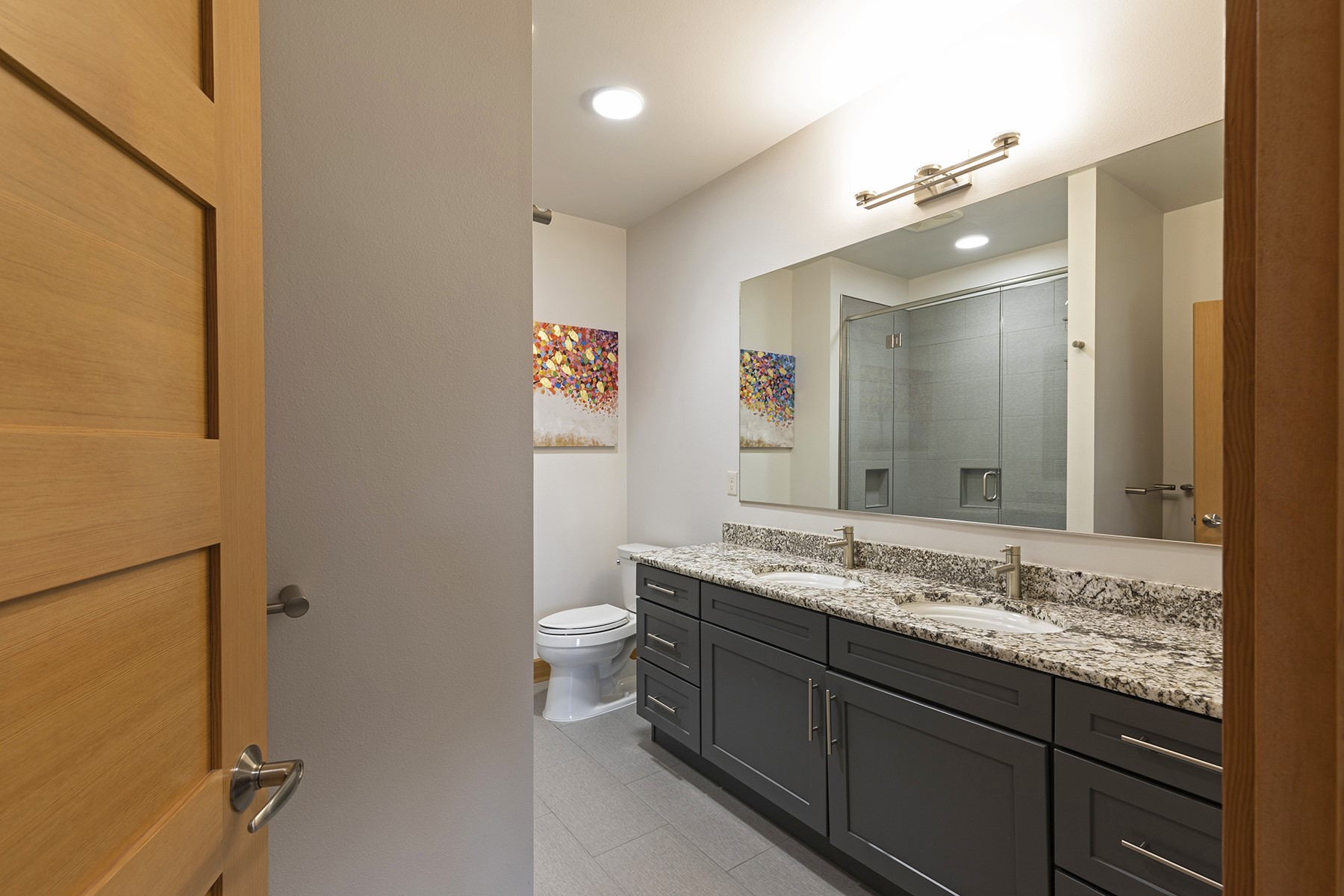 2625 Dearborn Avenue 207
