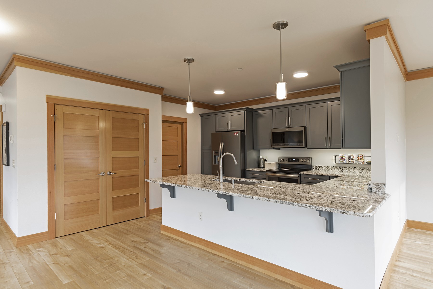 2625 Dearborn Avenue 207