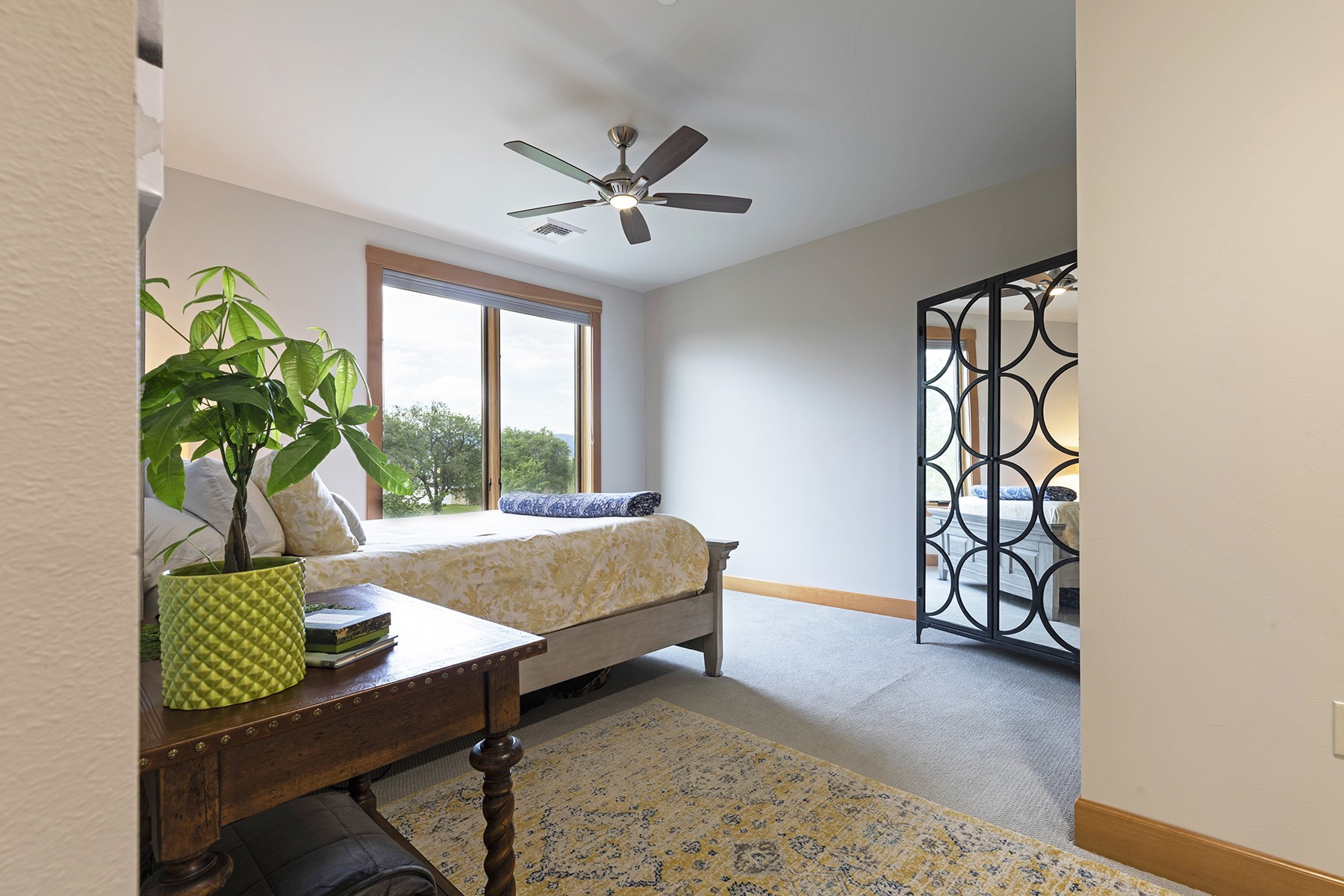 2625 Dearborn Avenue 207