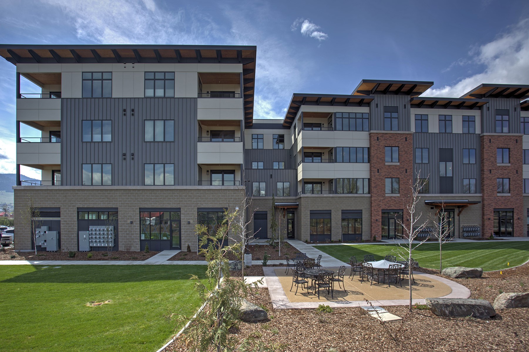 2625 Dearborn Avenue 207