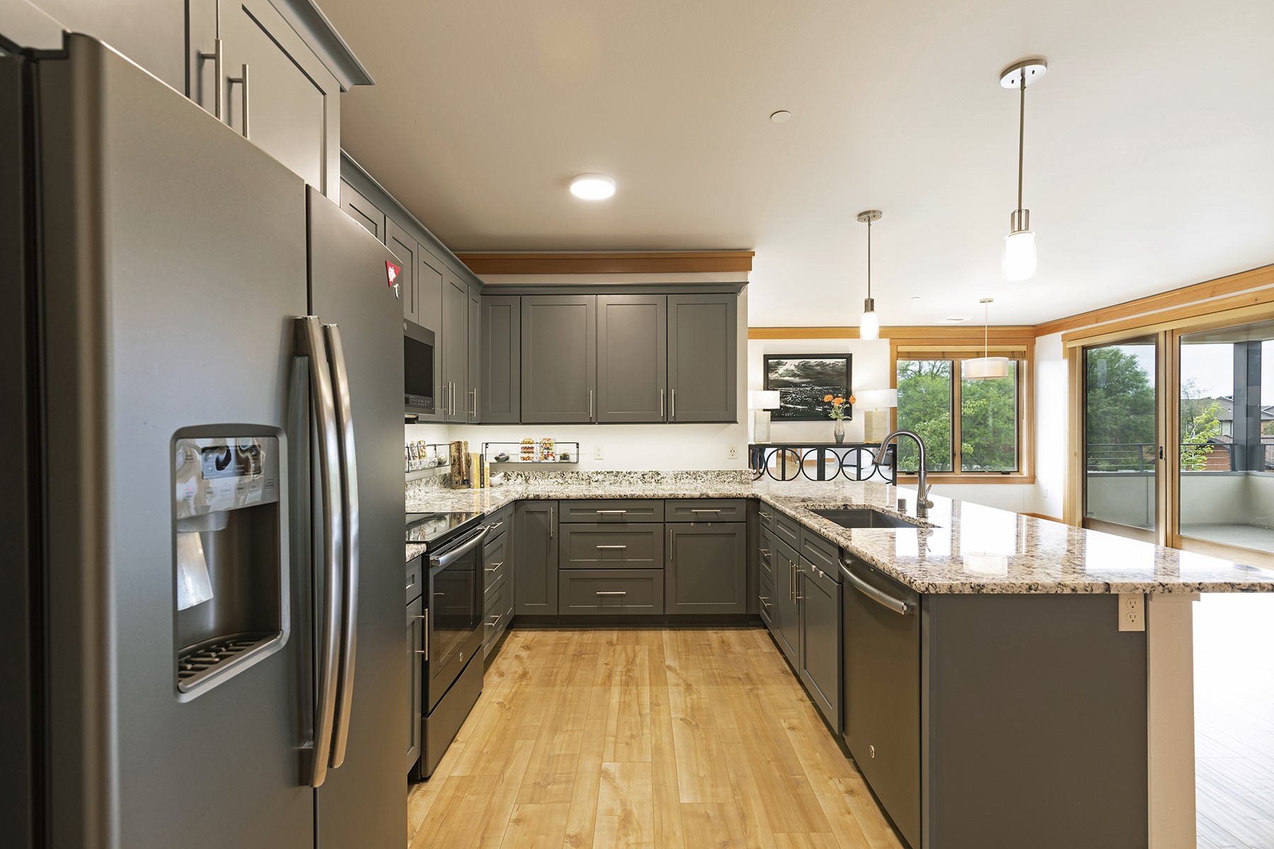2625 Dearborn Avenue 207