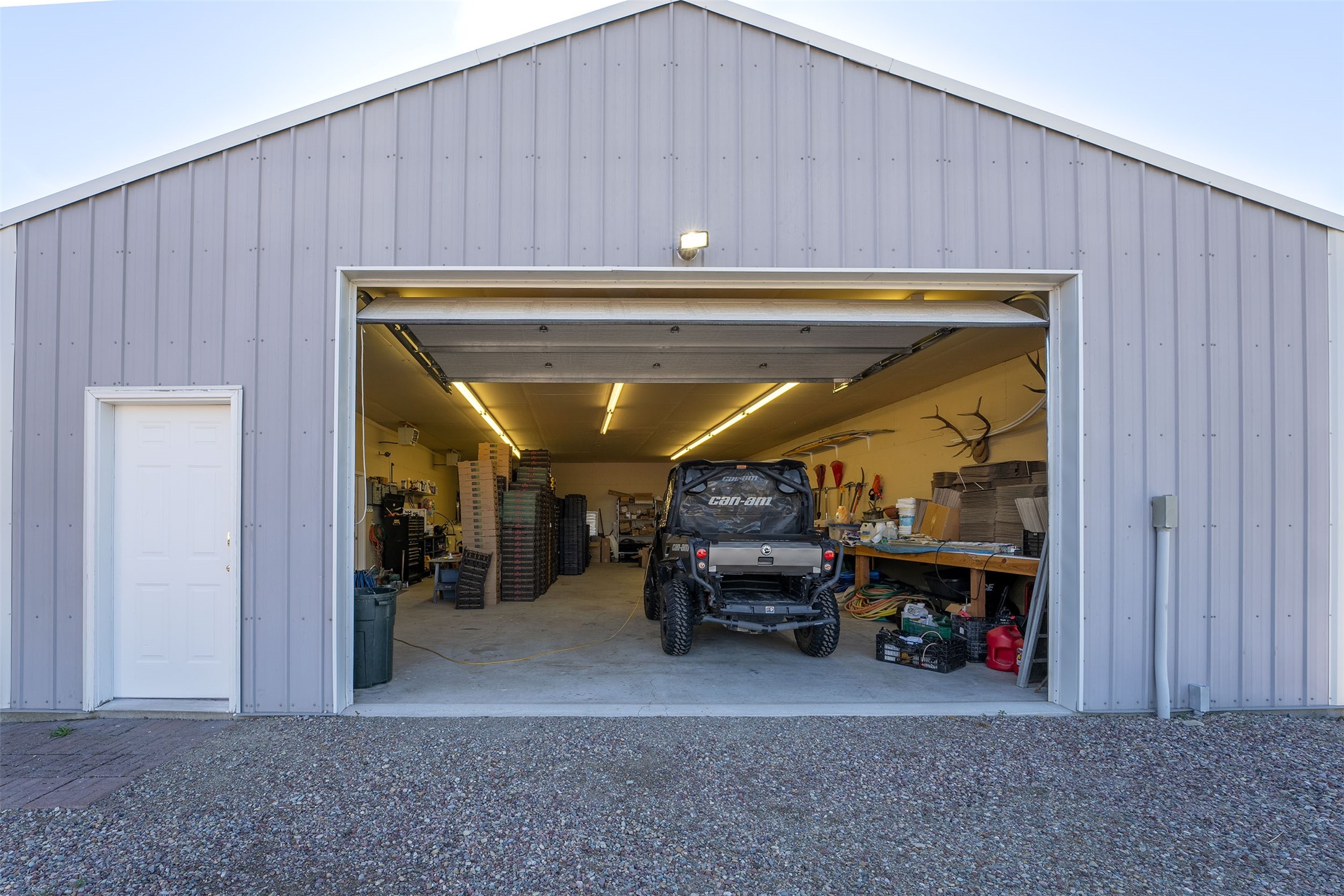 33953 & 33989 Fox Road