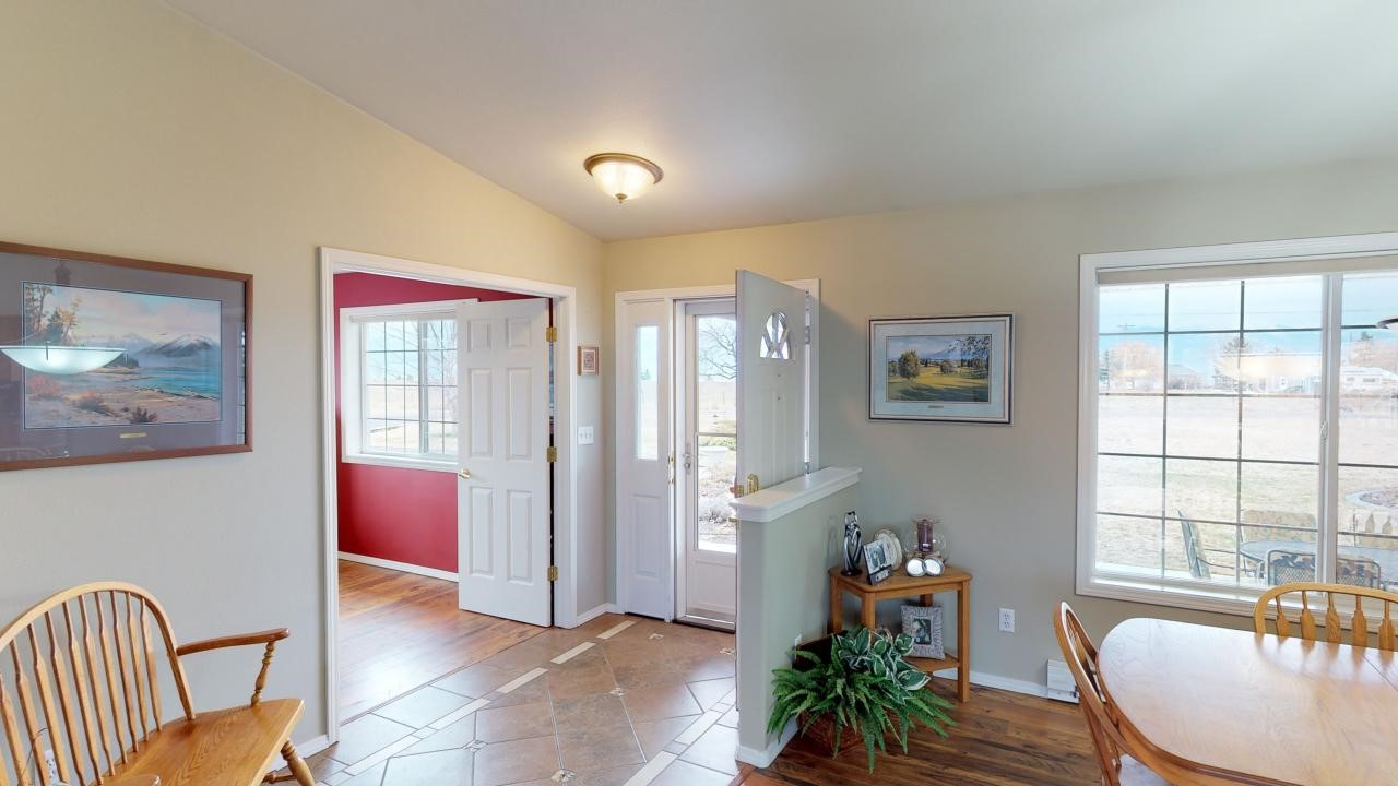 33953 & 33989 Fox Road