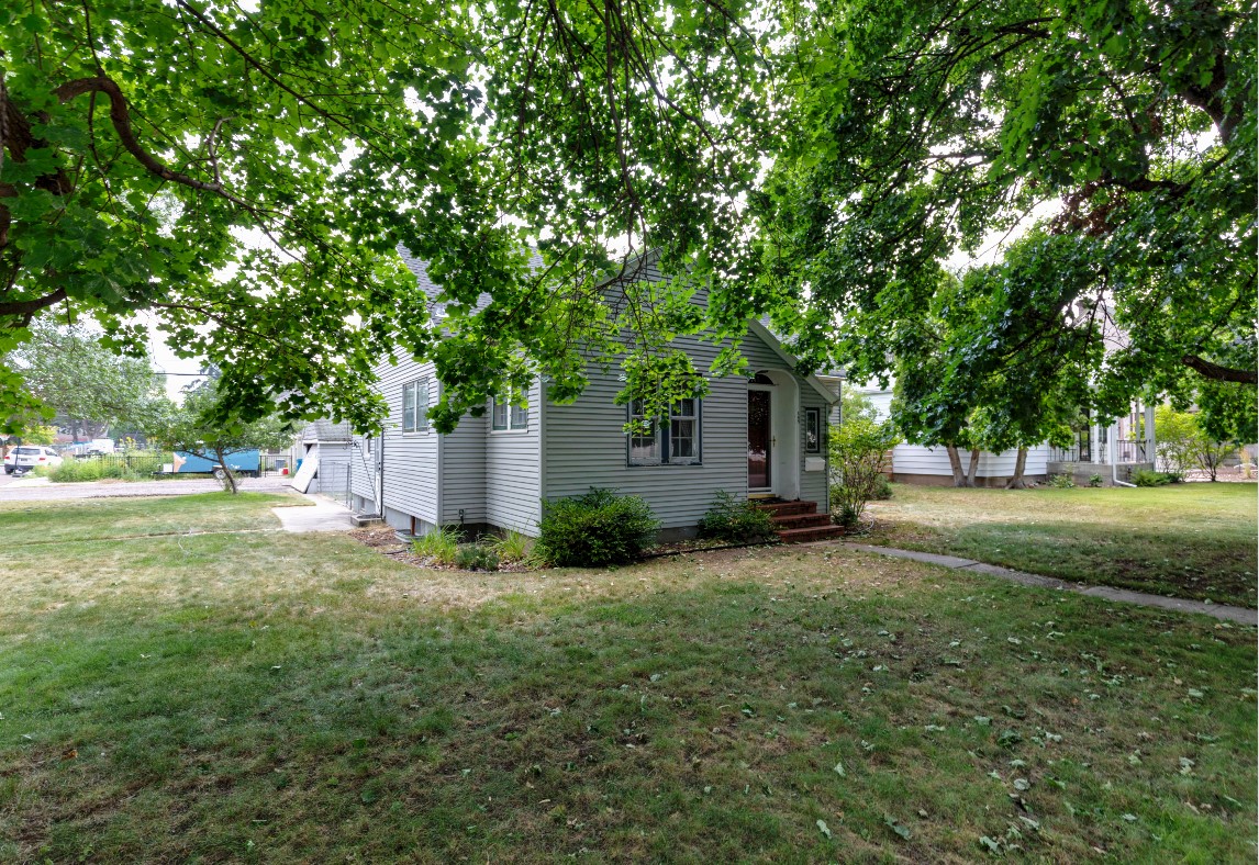 145 Woodworth Avenue