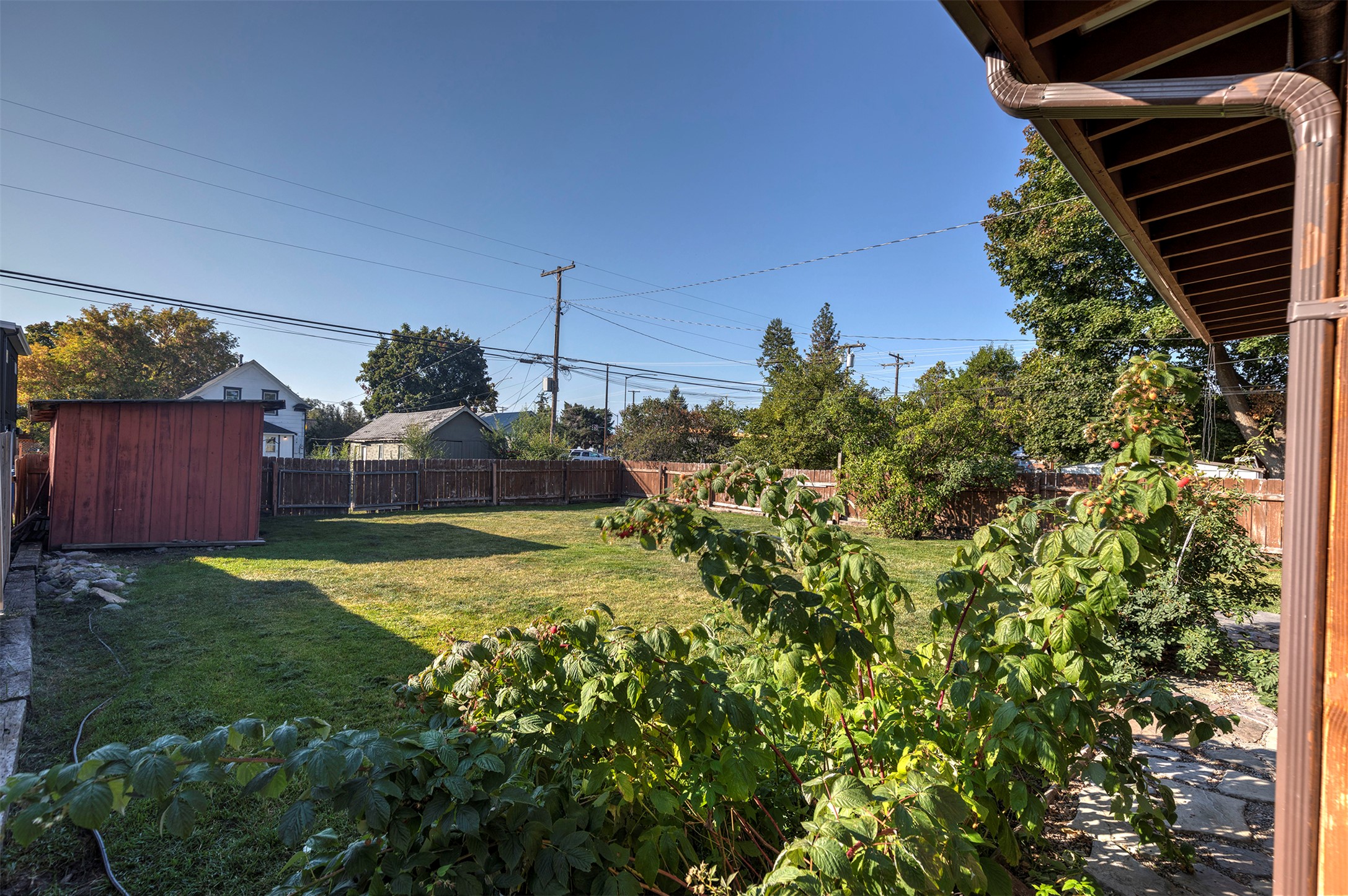 1423 S 4th Street W