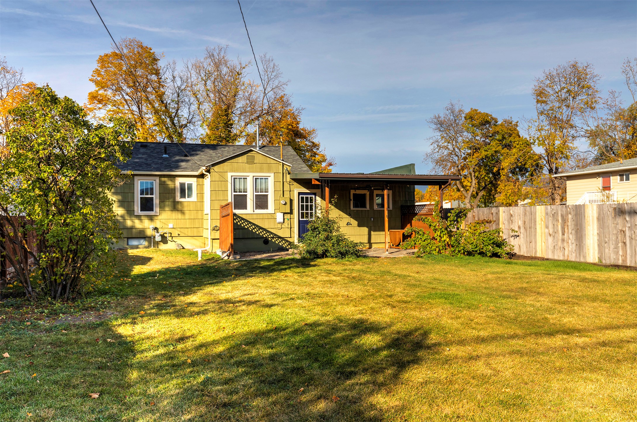 1423 S 4th Street W