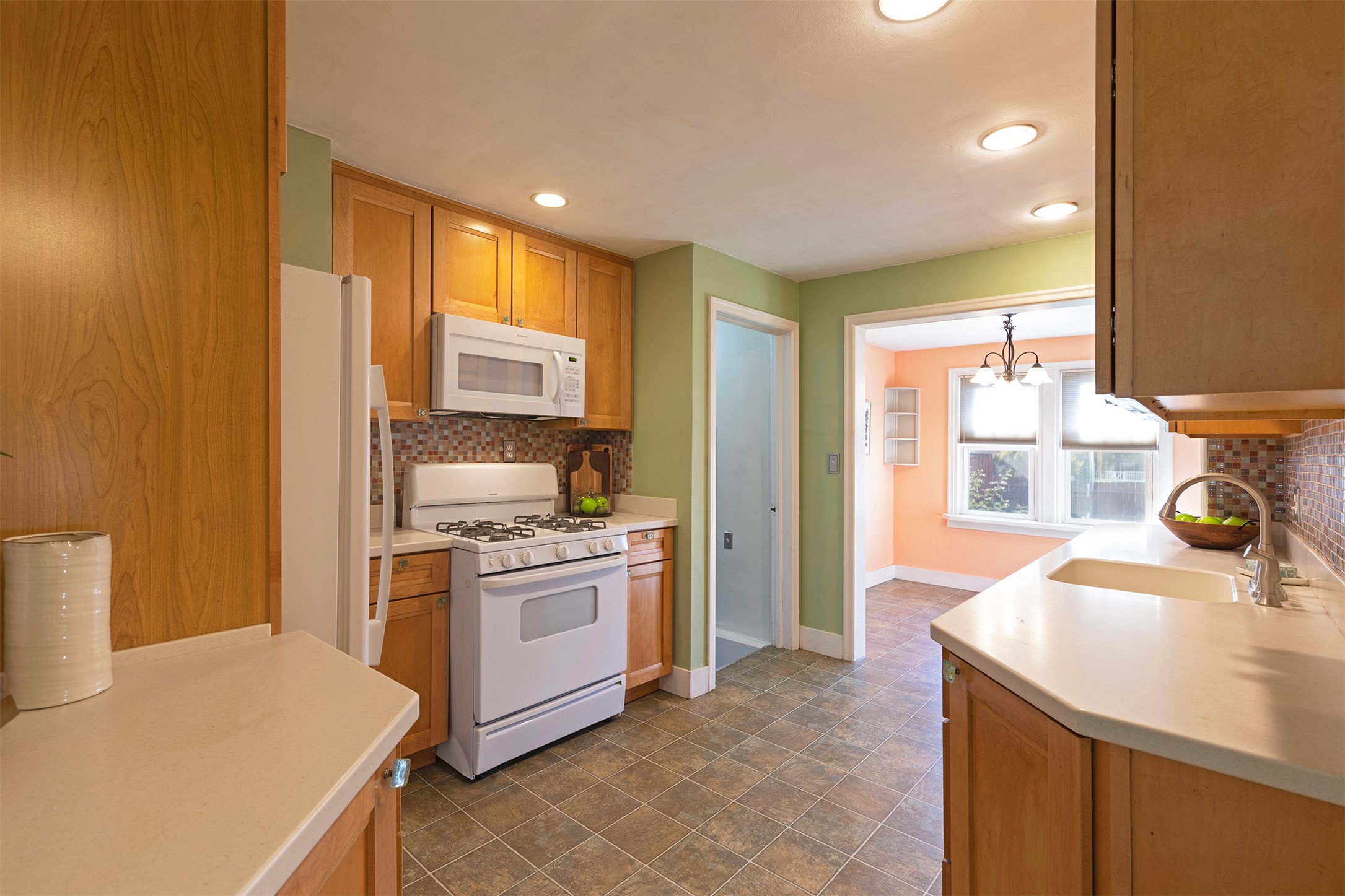 1423 S 4th Street W