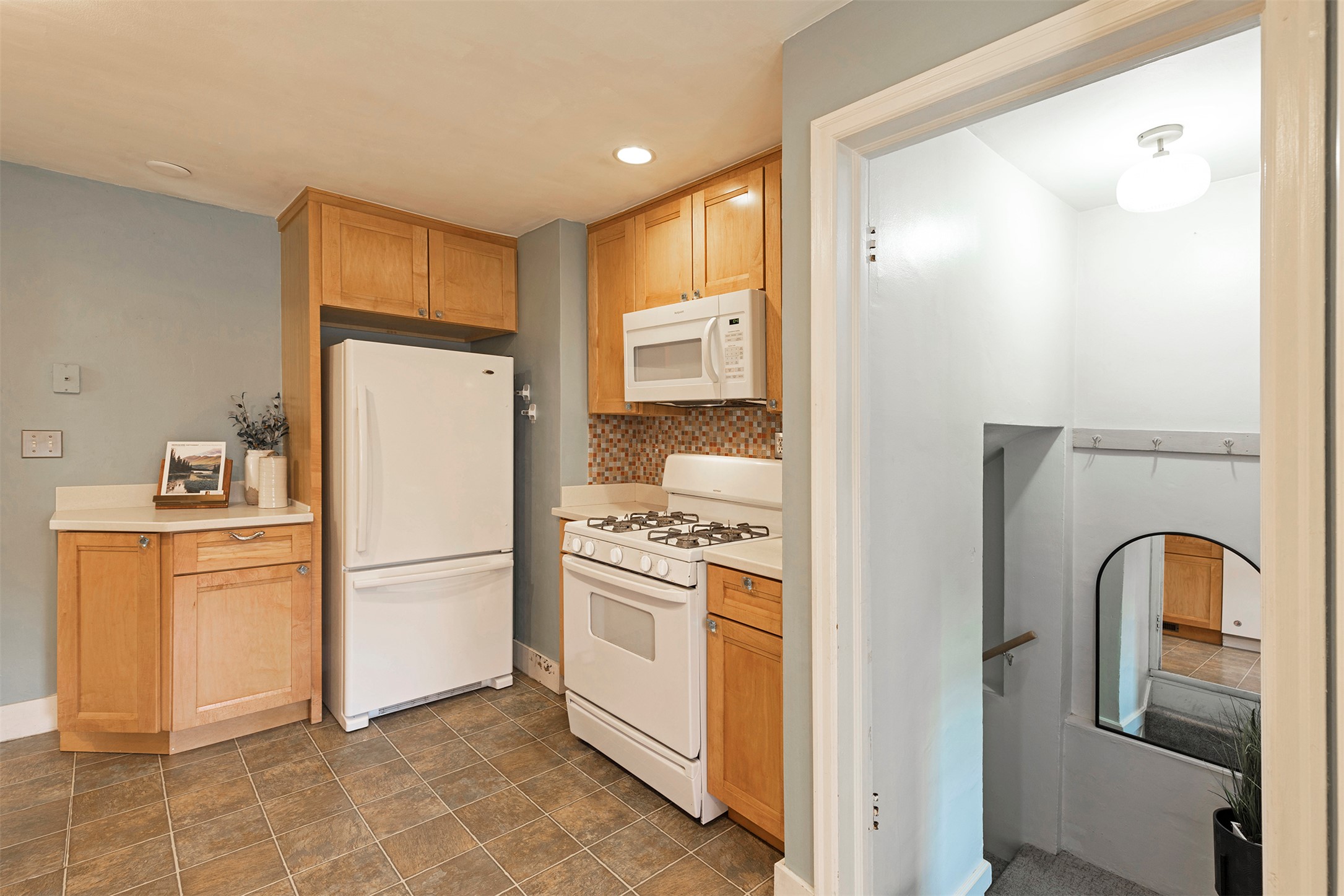 1423 S 4th Street W
