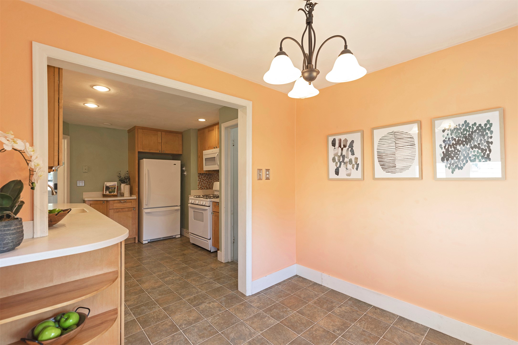 1423 S 4th Street W