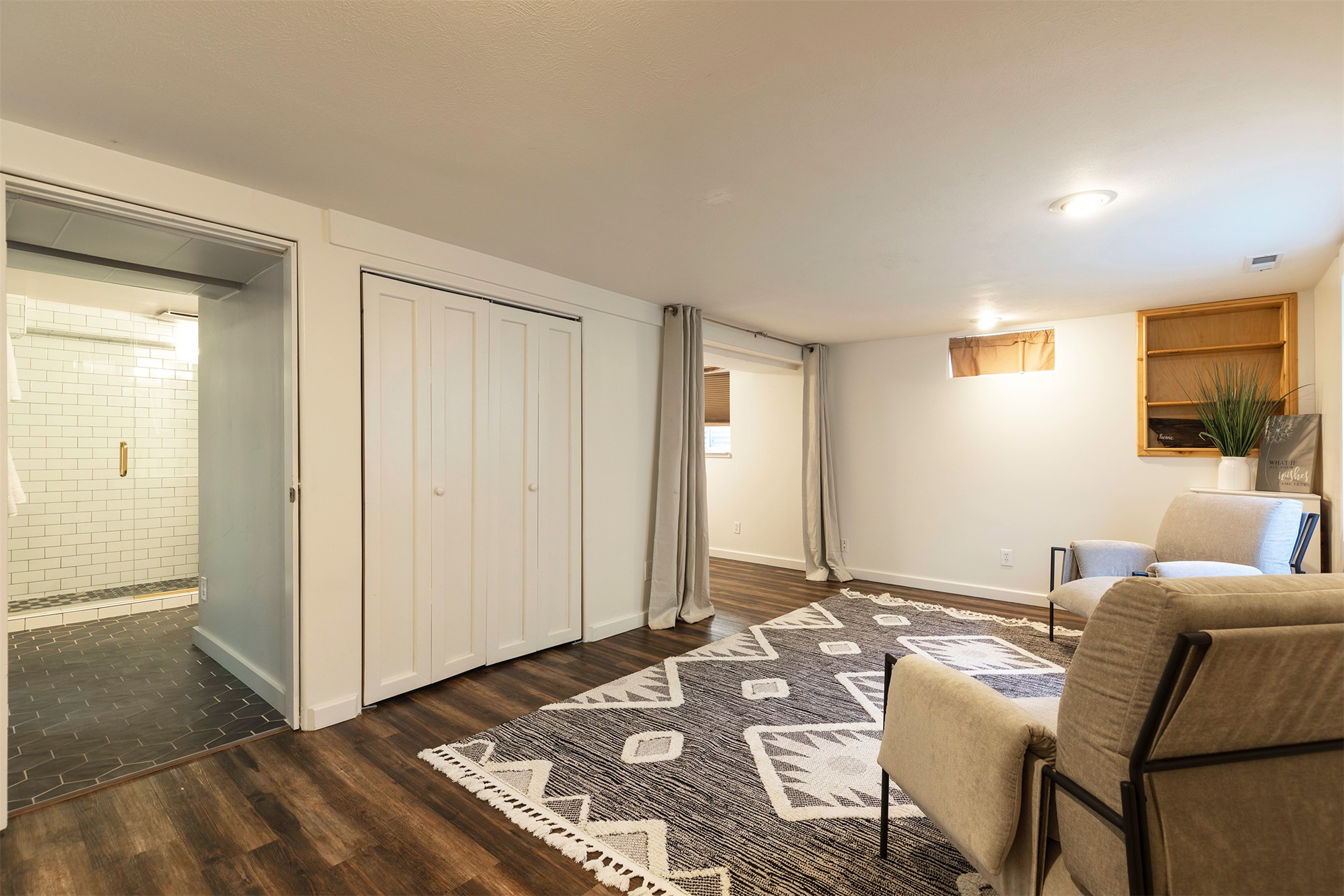 1423 S 4th Street W
