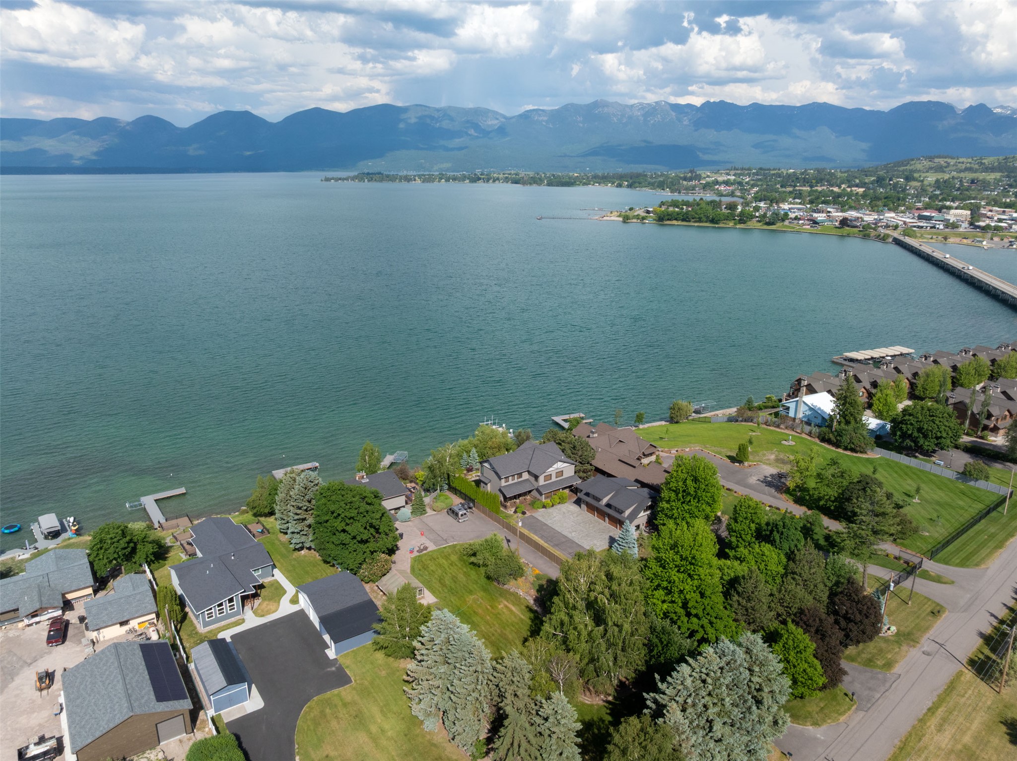 328 Shoreline Drive