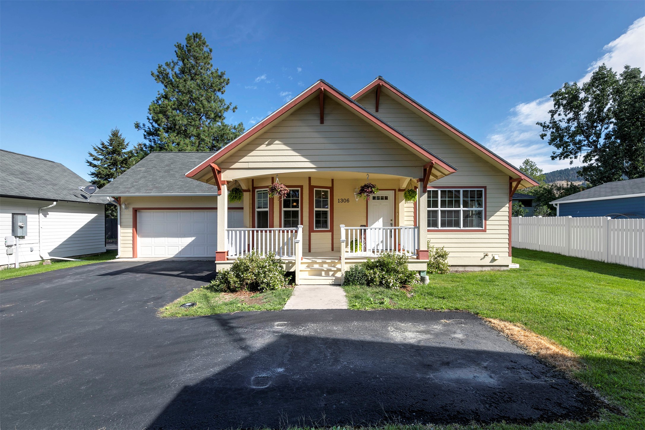1306 Lily Court
