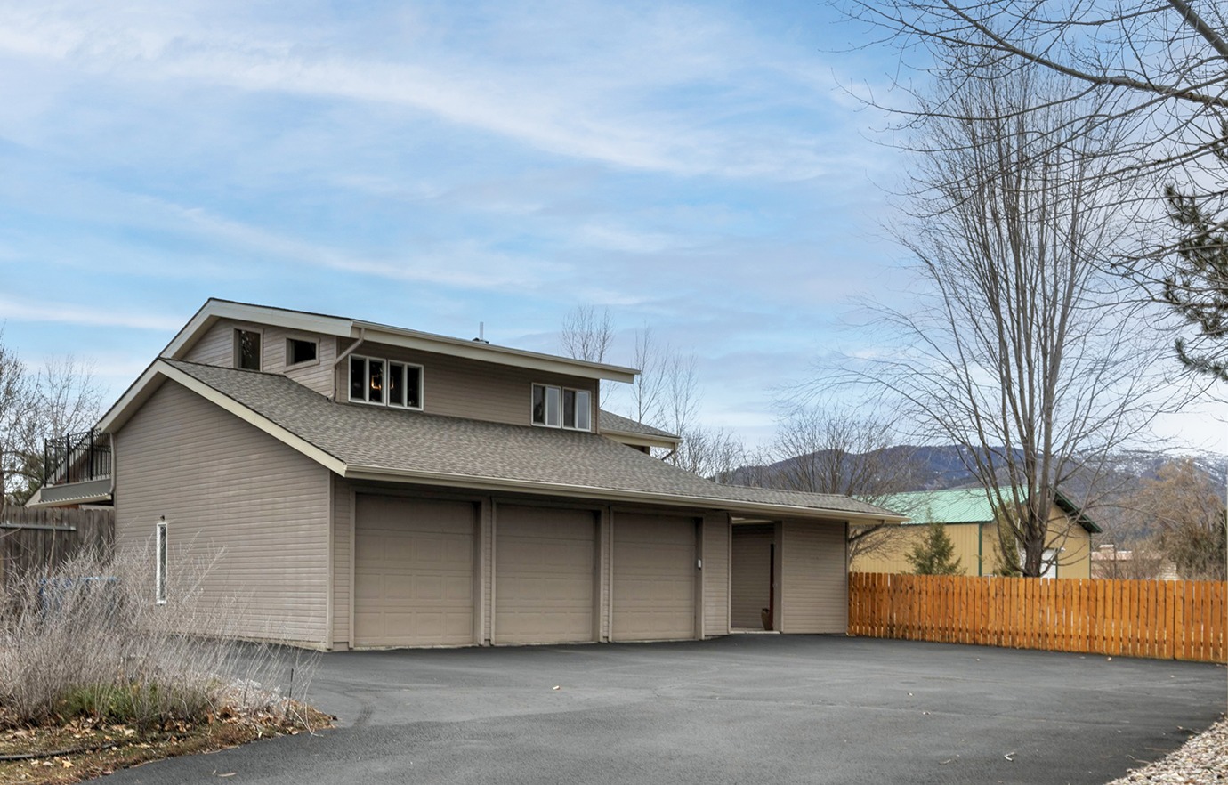 1679 Pokey Lane