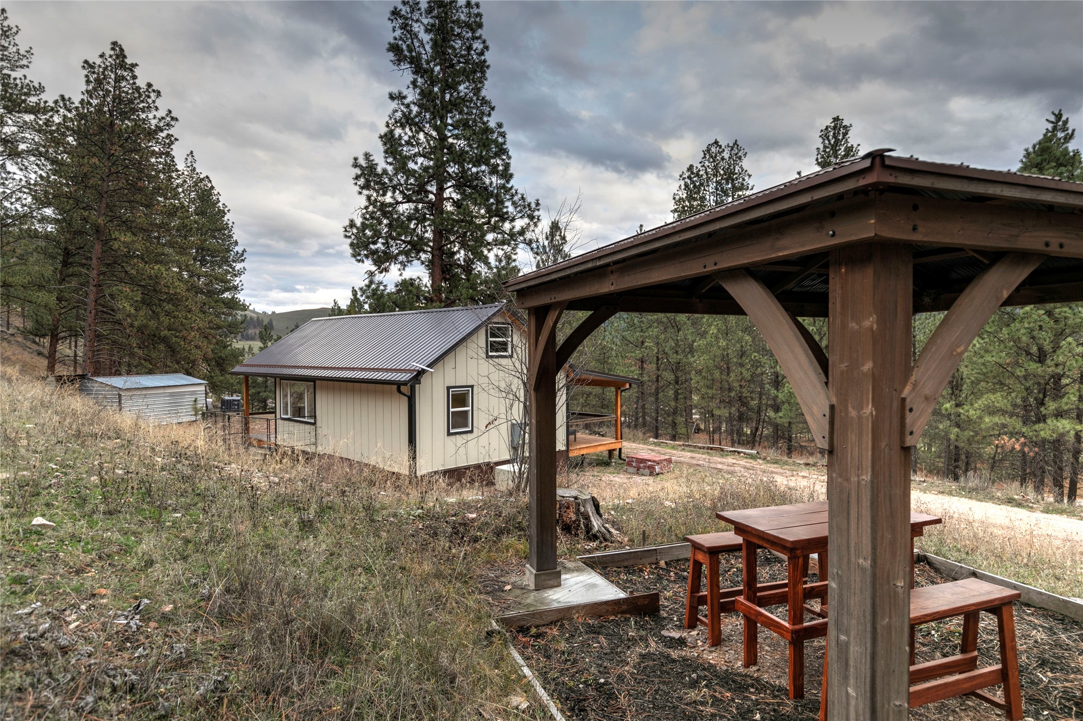 30260 Beavertail Road