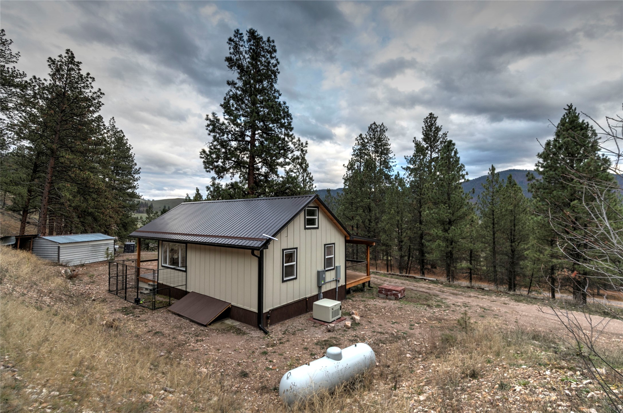 30260 Beavertail Road