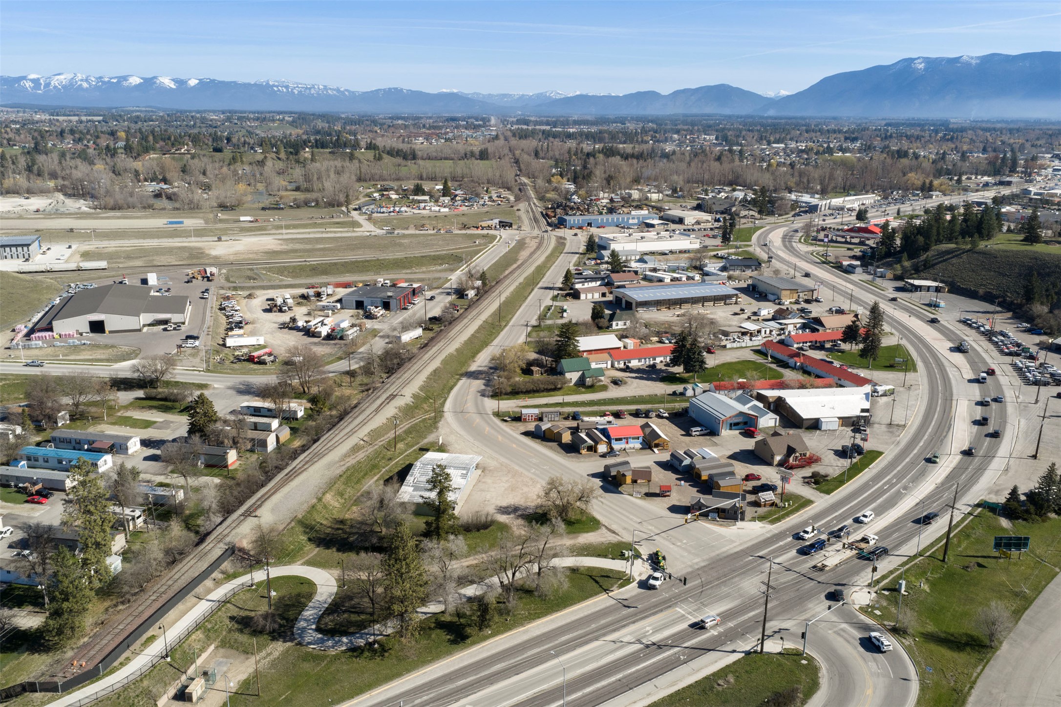 1001 Us Hwy 2 E