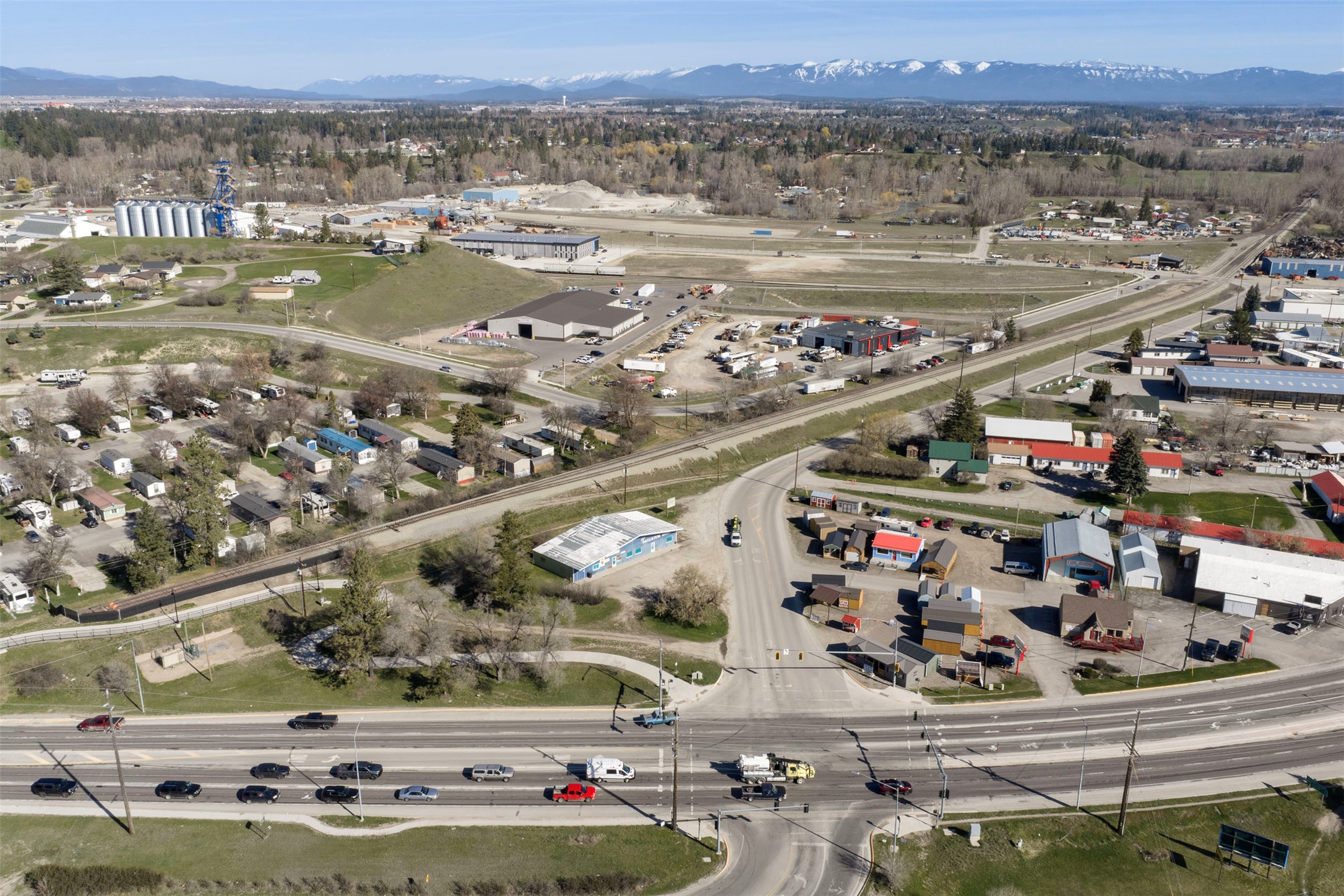 1001 Us Hwy 2 E