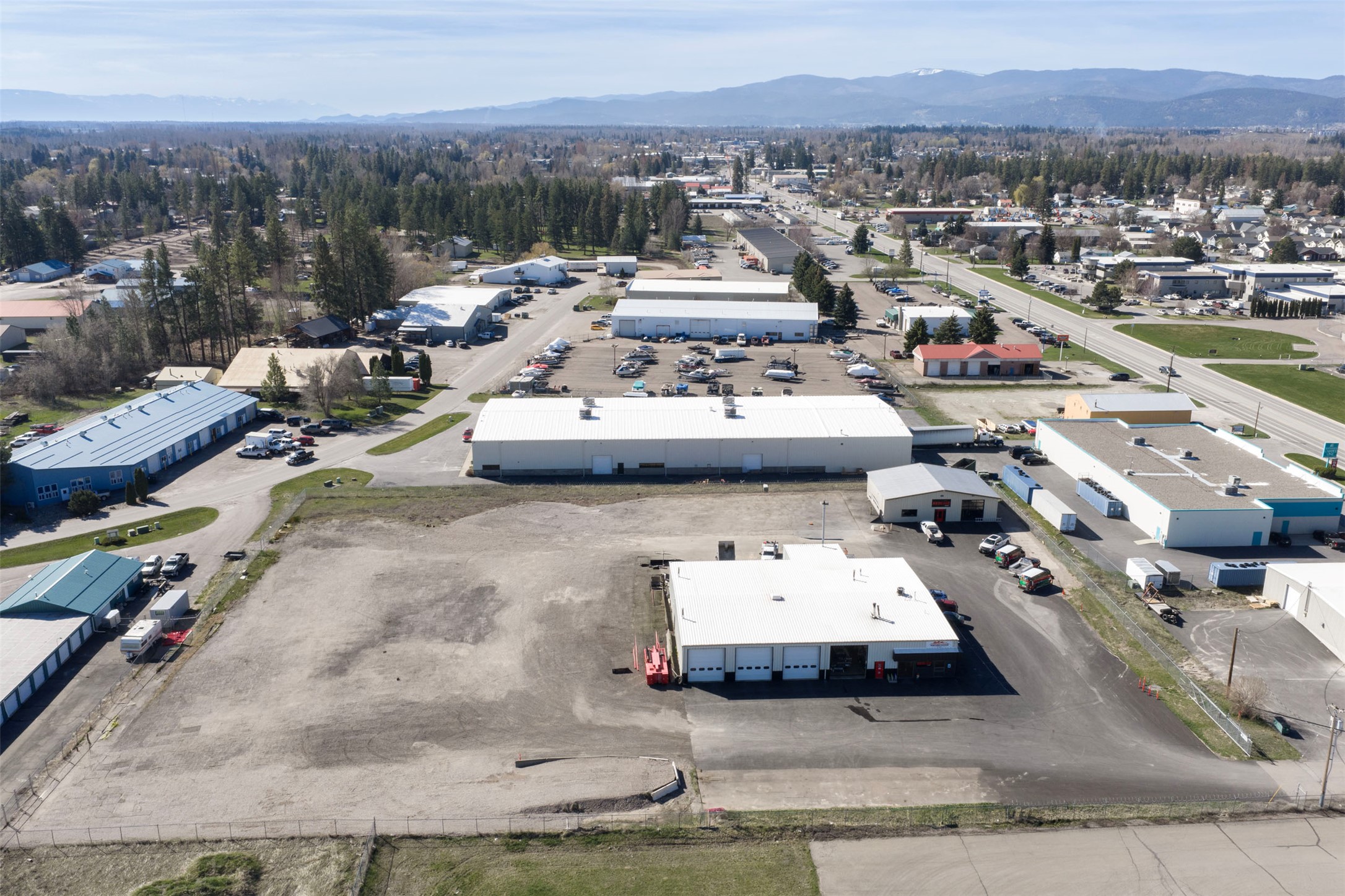 2549 US Hwy 2 E