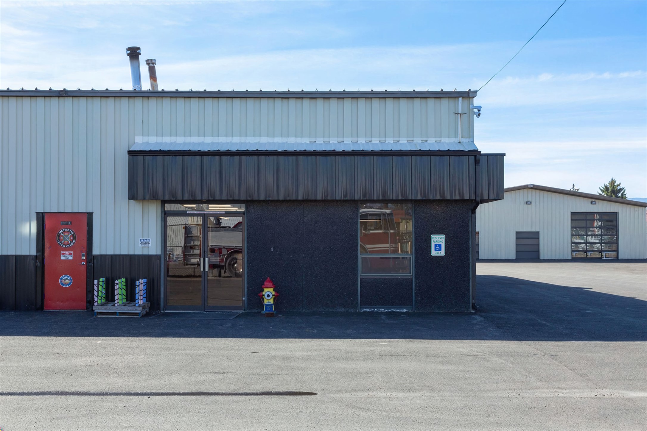 2549 US Hwy 2 E