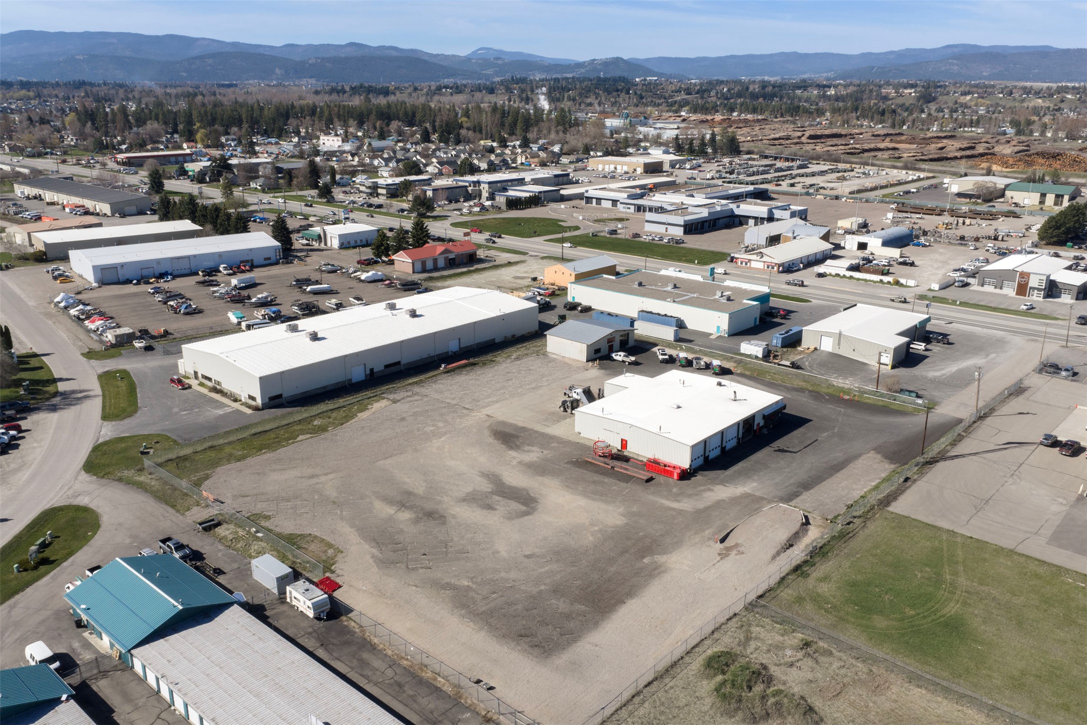 2549 US Hwy 2 E