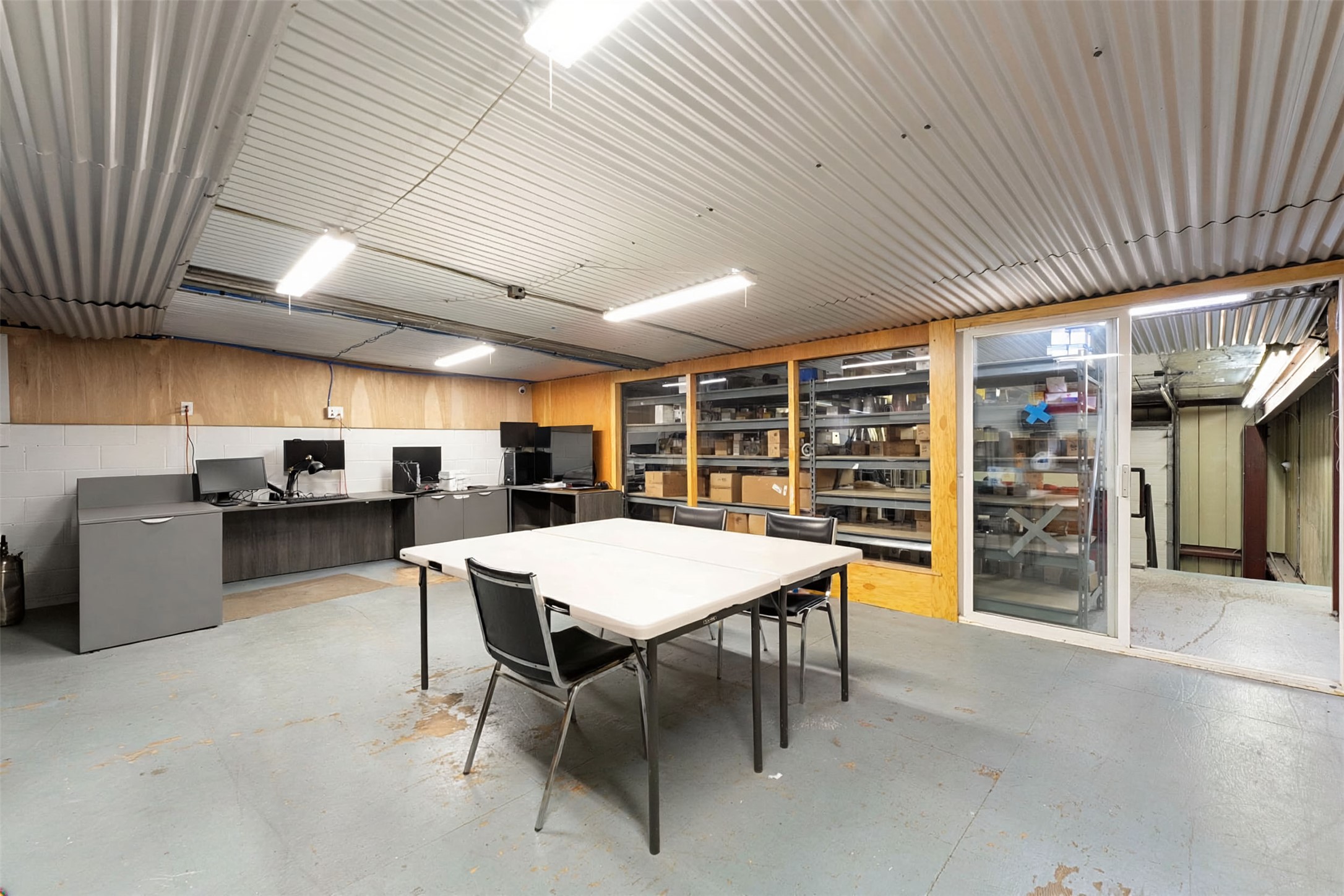 2549 US Hwy 2 E