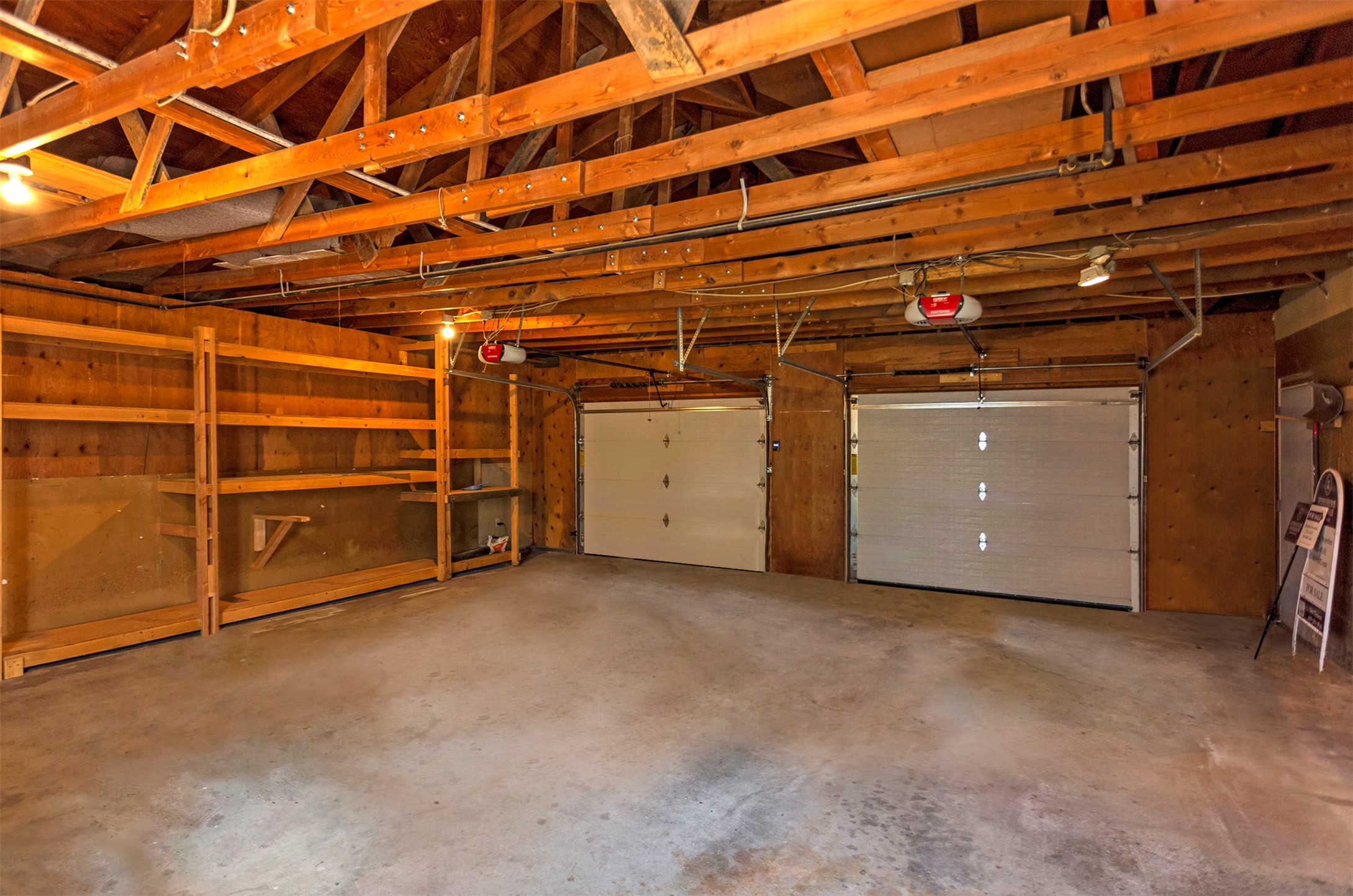 924 Gladis Drive