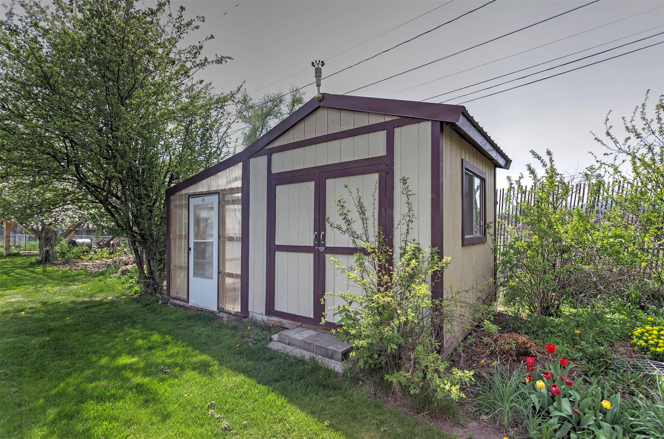 924 Gladis Drive