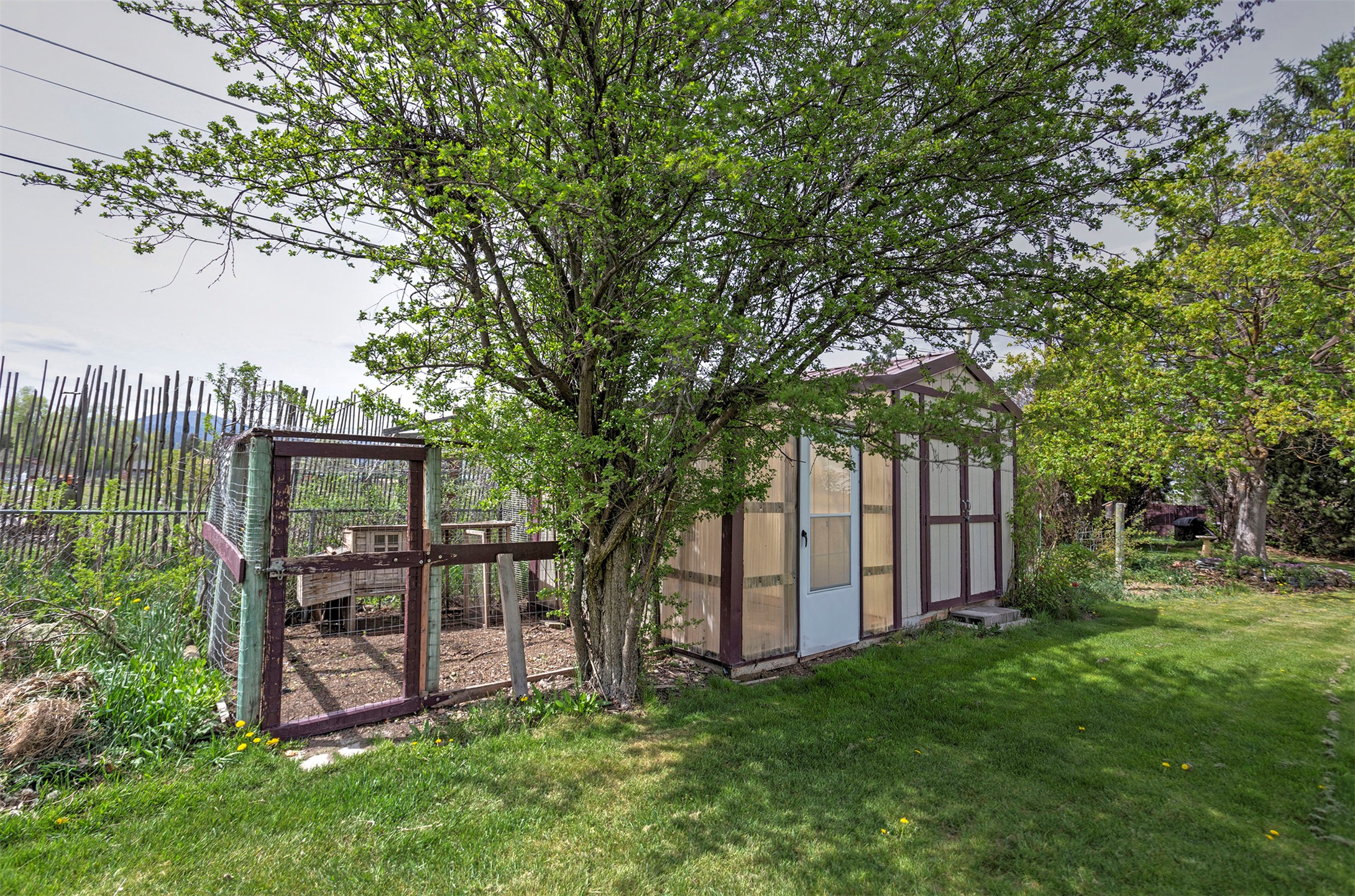 924 Gladis Drive