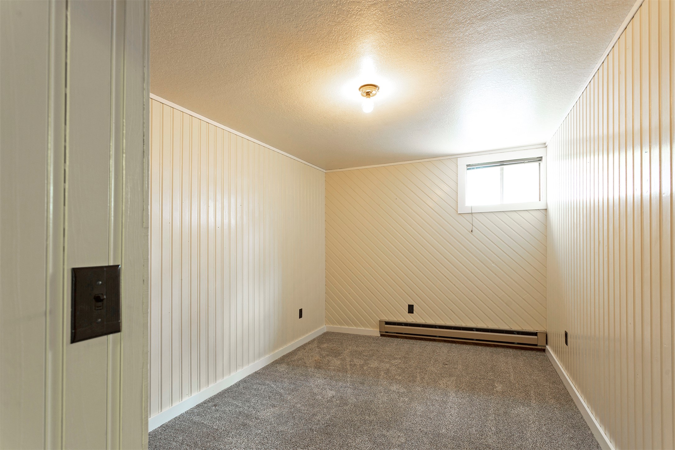 924 Gladis Drive