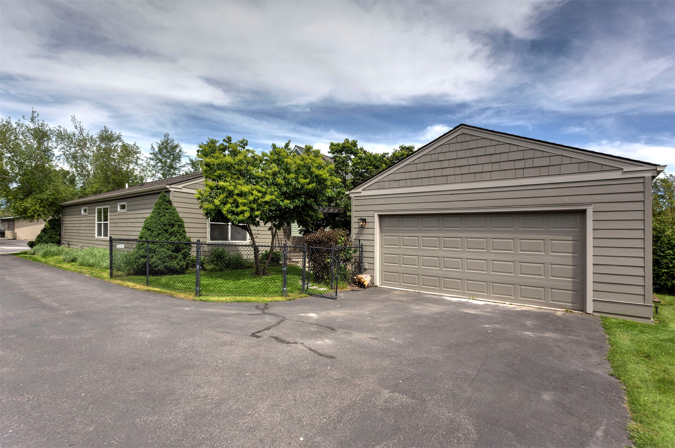2717 Renae Court